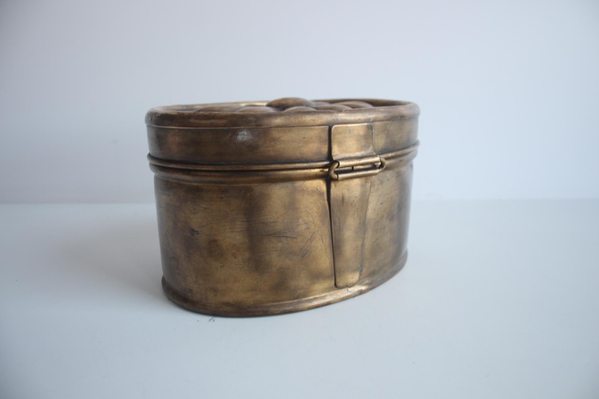 Inizio XX secolo Scatola da caffè in ottone Art déco, anni '20 circa. in vendita