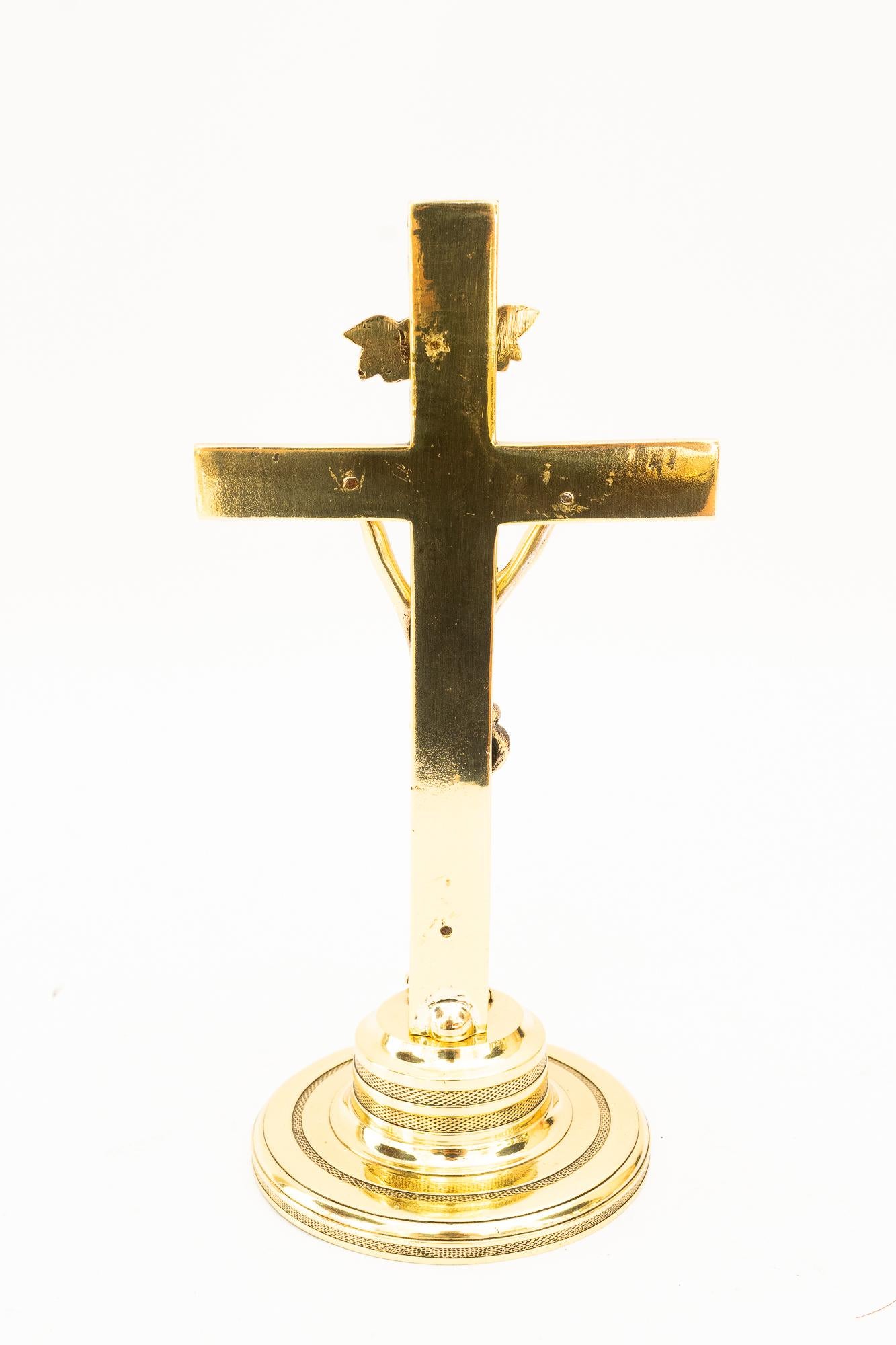 Art Deco brass cross around 1920s For Sale 3