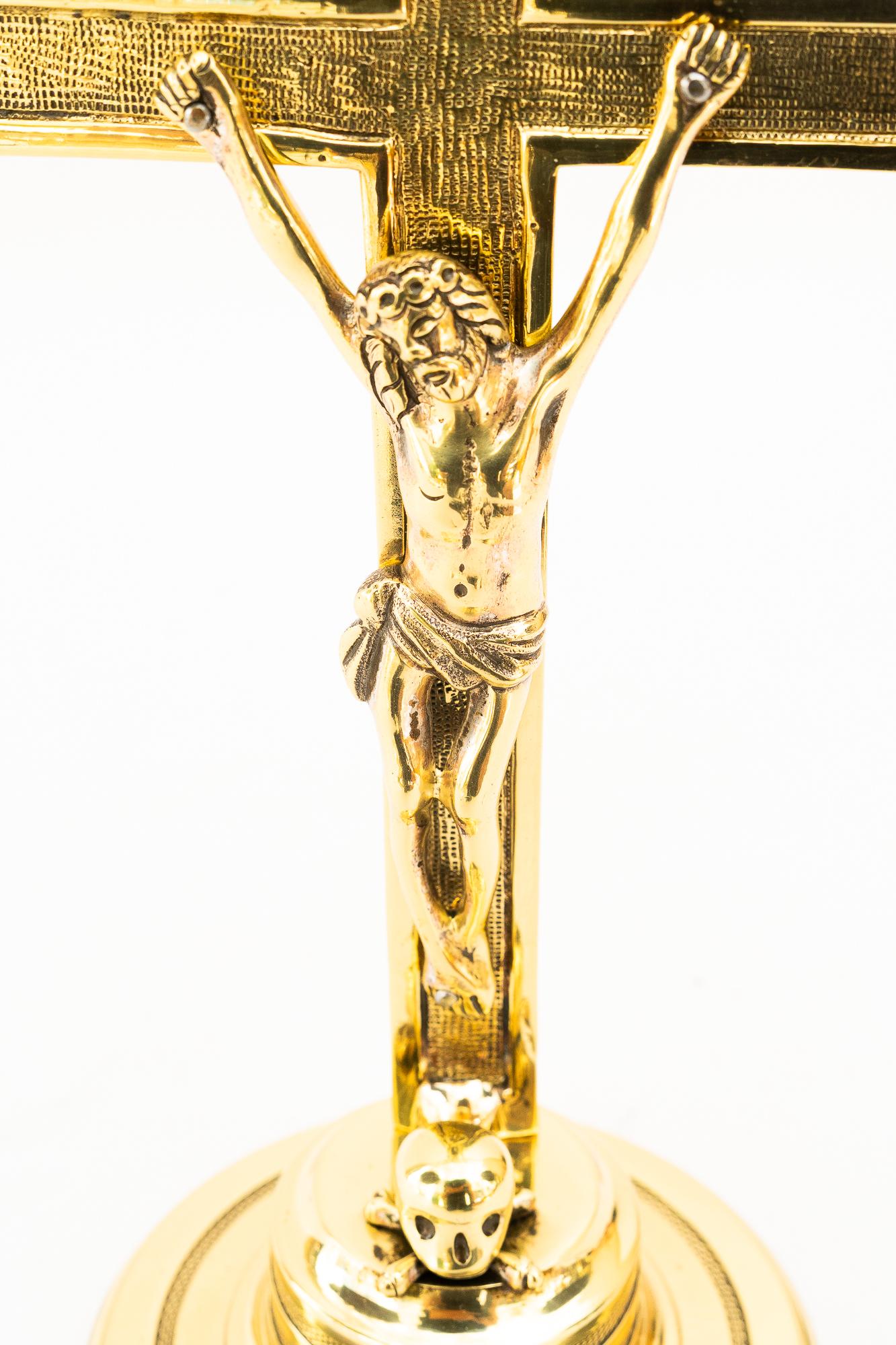 Art Deco brass cross around 1920s For Sale 1