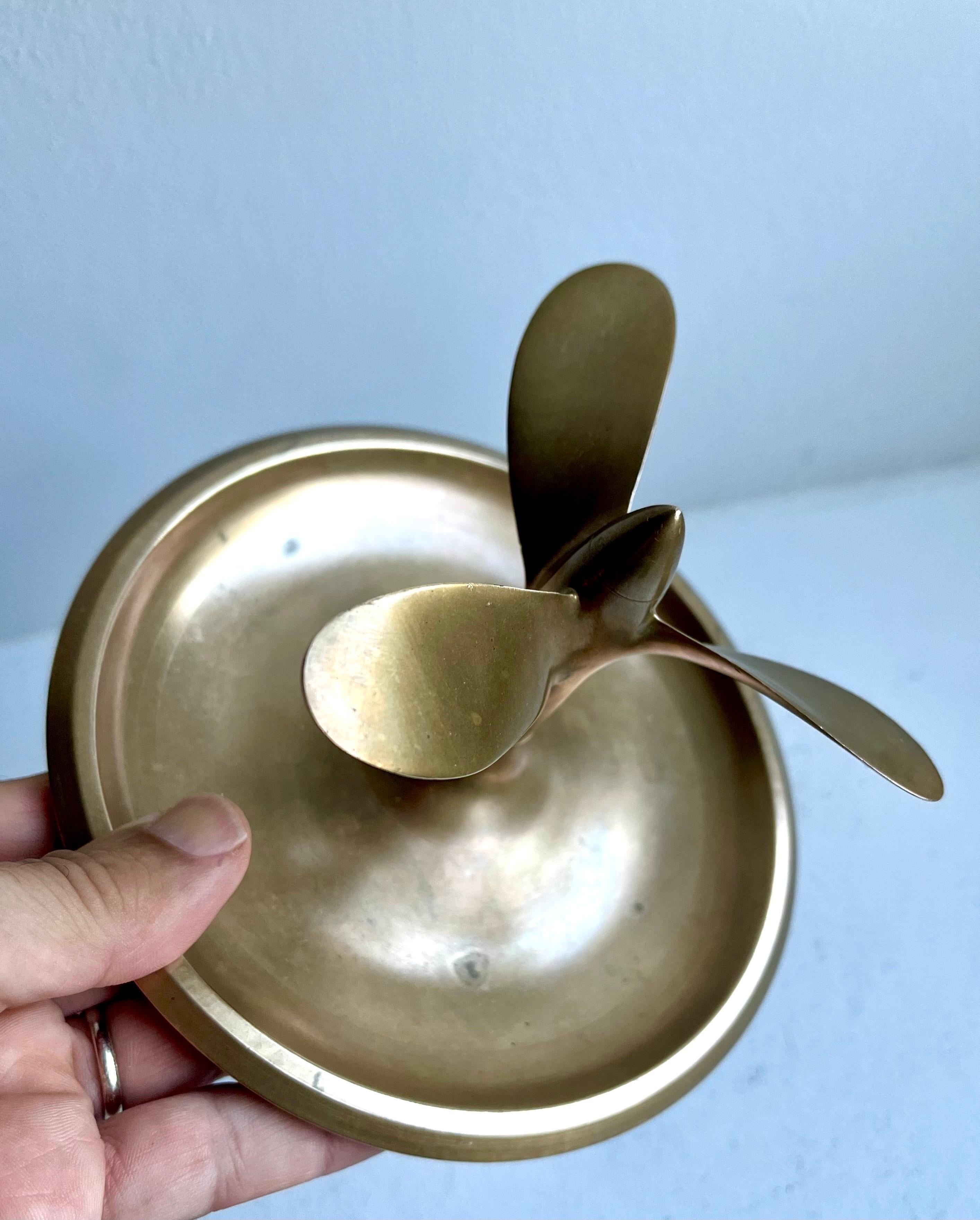 Art Deco Brass Decorative Catchall with Propeller, c. 1930 For Sale 9