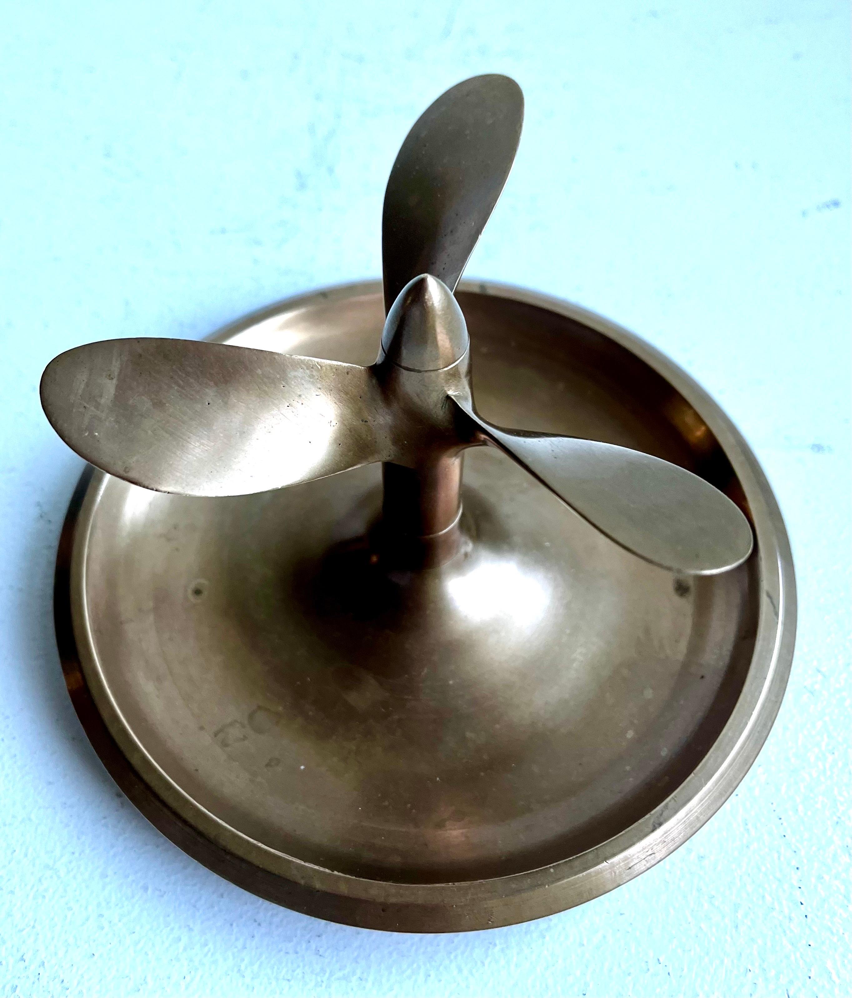 Art Deco Brass Decorative Catchall with Propeller, c. 1930 For Sale 10