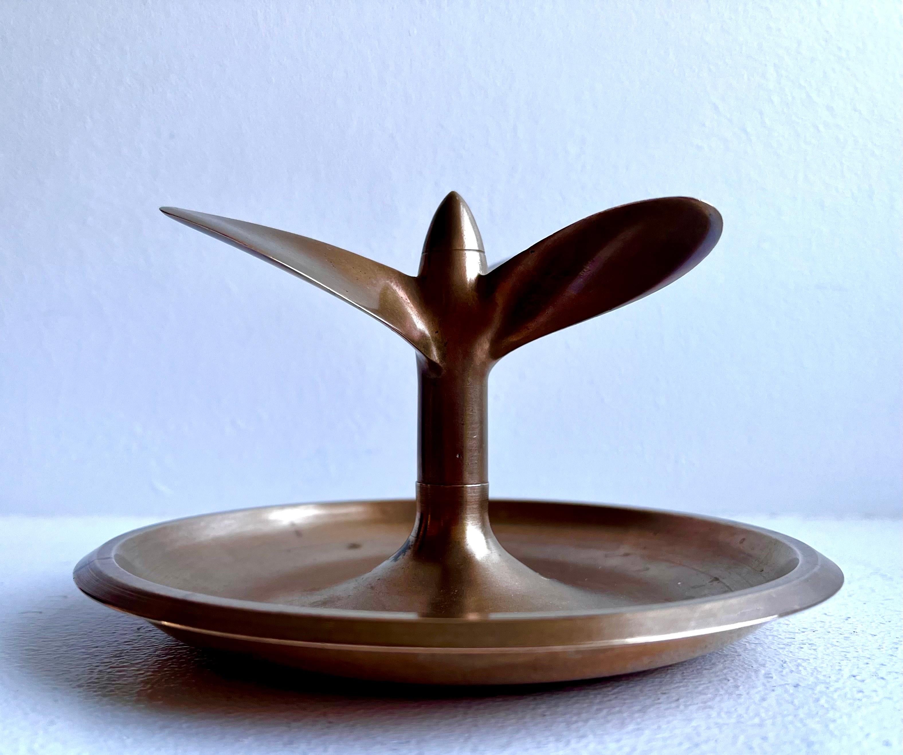 American Art Deco Brass Decorative Catchall with Propeller, c. 1930 For Sale