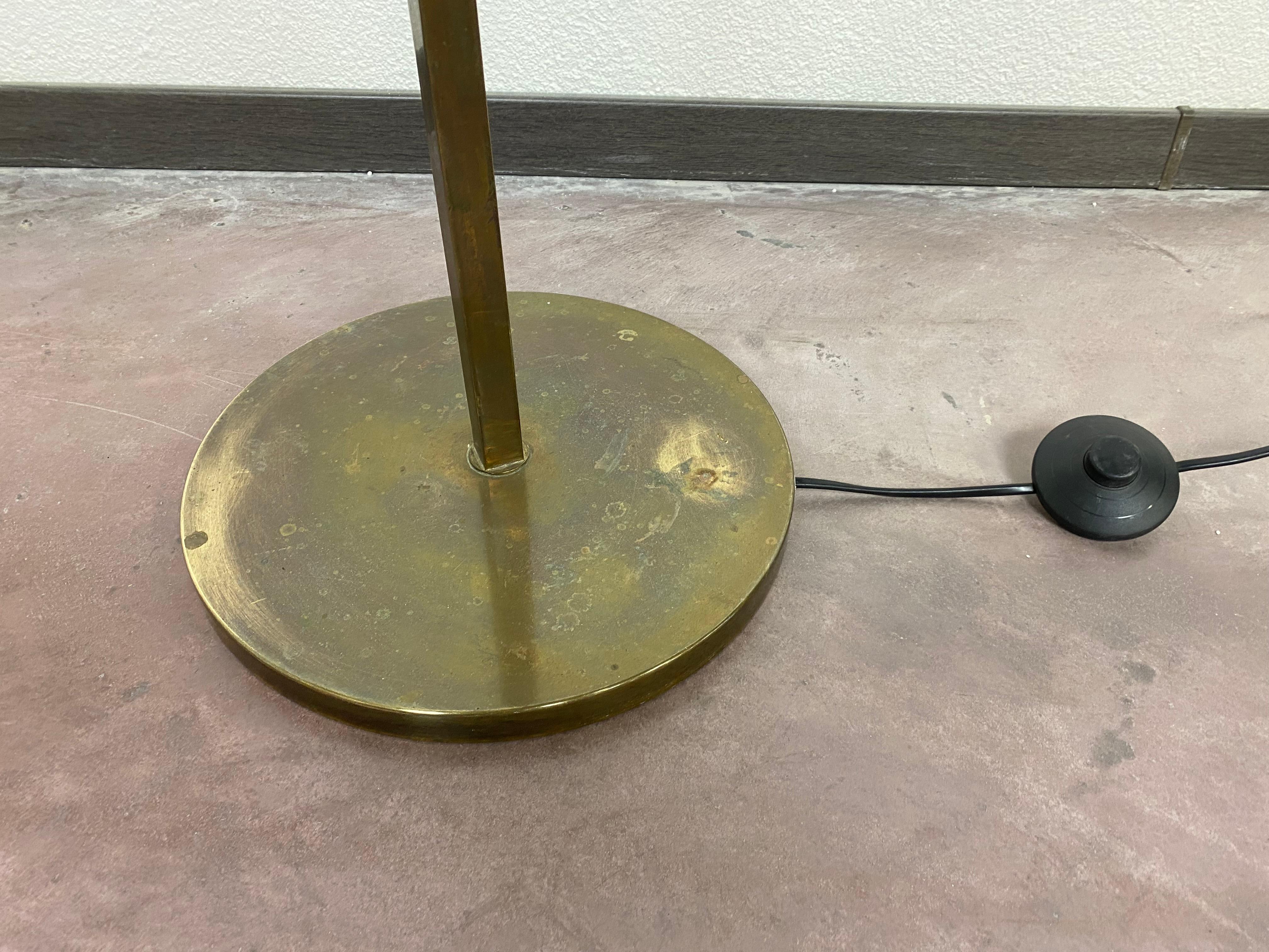 Art Deco brass floor lamp in original condition.