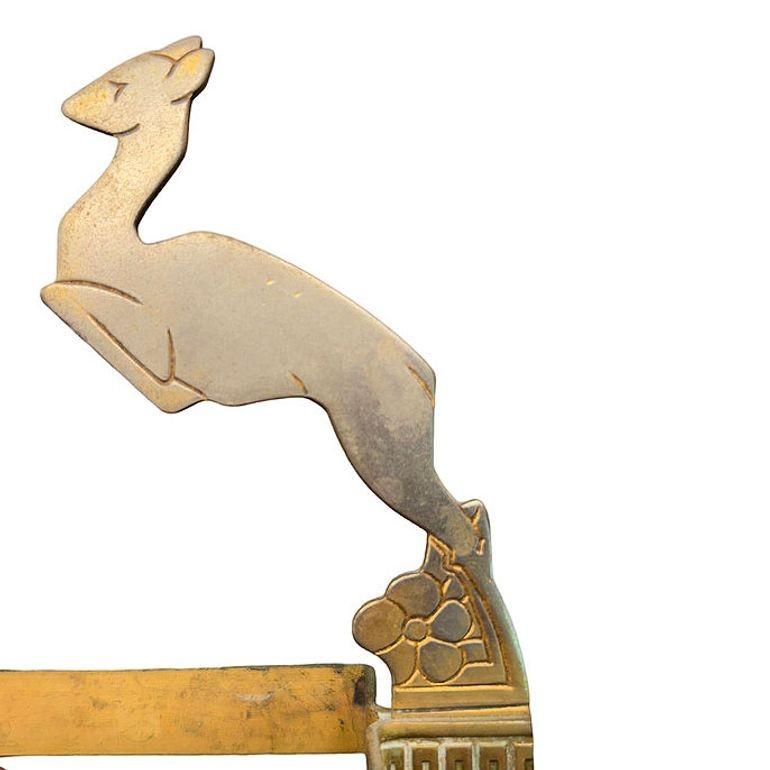 Milieu du XXe siècle Plateau à anneaux en laiton Artful Green & Greene Leaping Gazelle en vente