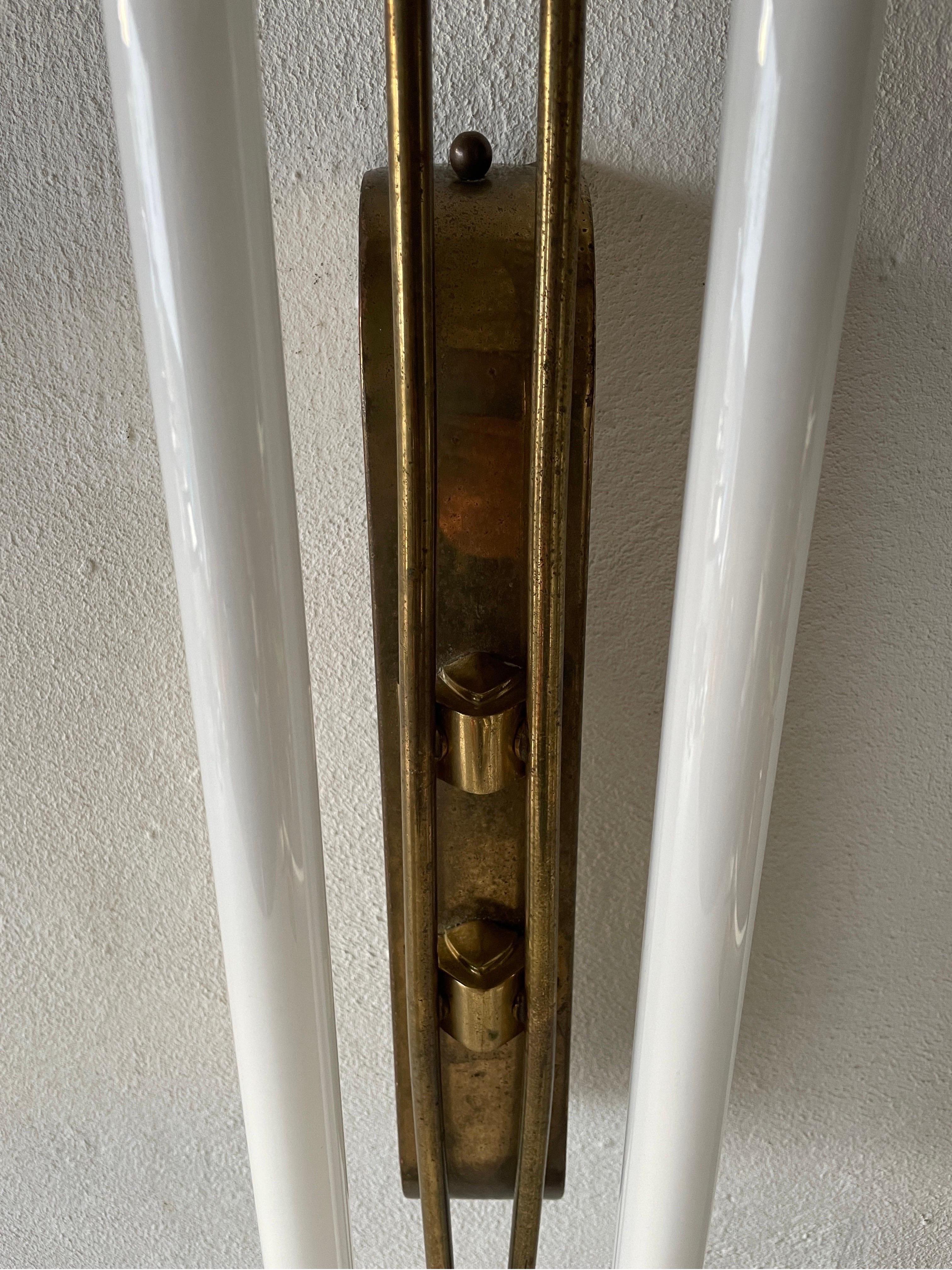 Art Deco Brass Industrial Cinema Sconce with Fluorescent Tubes, 1930s, Germany For Sale 3