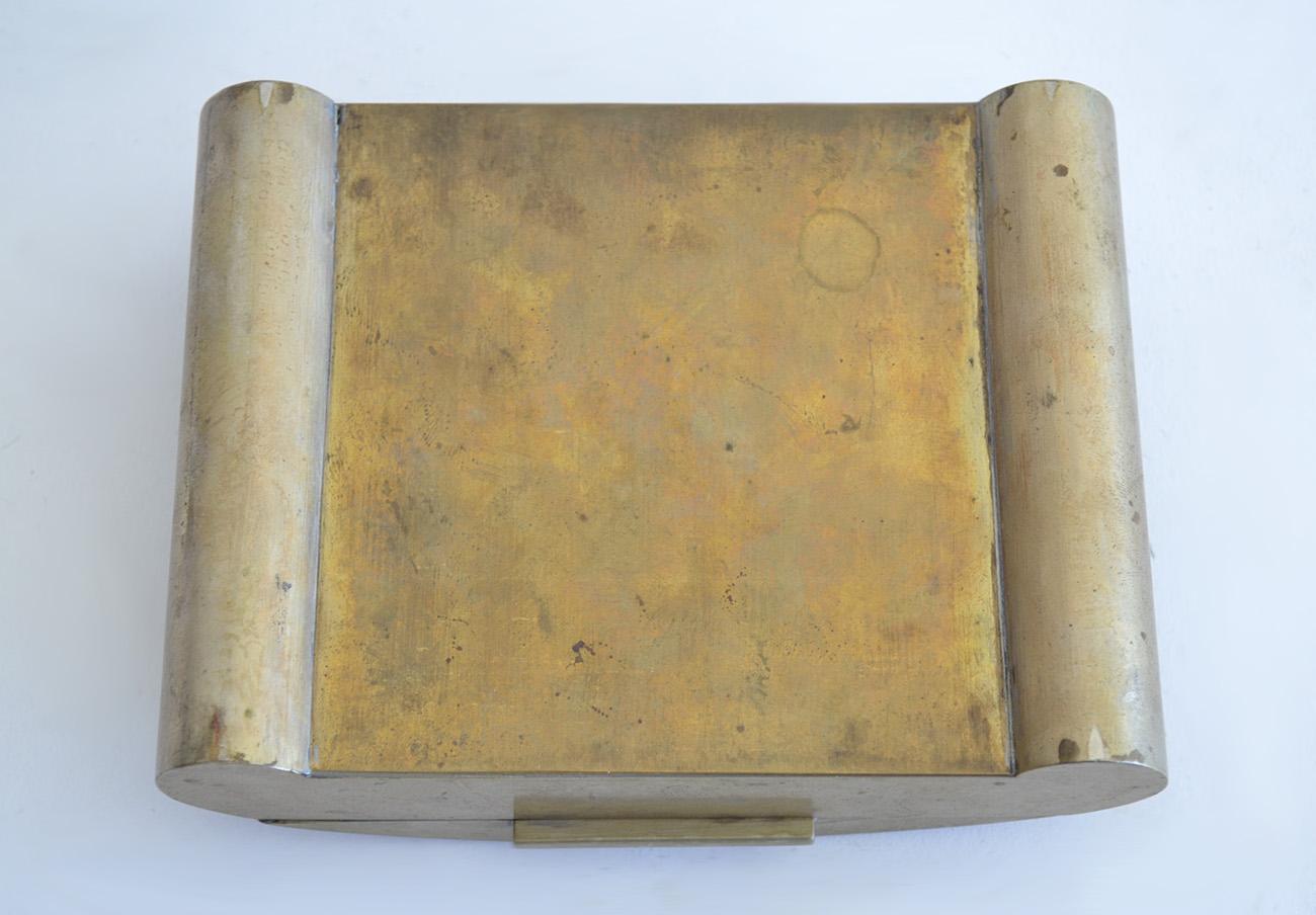 Caja de cigarrillos con tapa de latón Art Decó, años 30 Francia Latón en venta