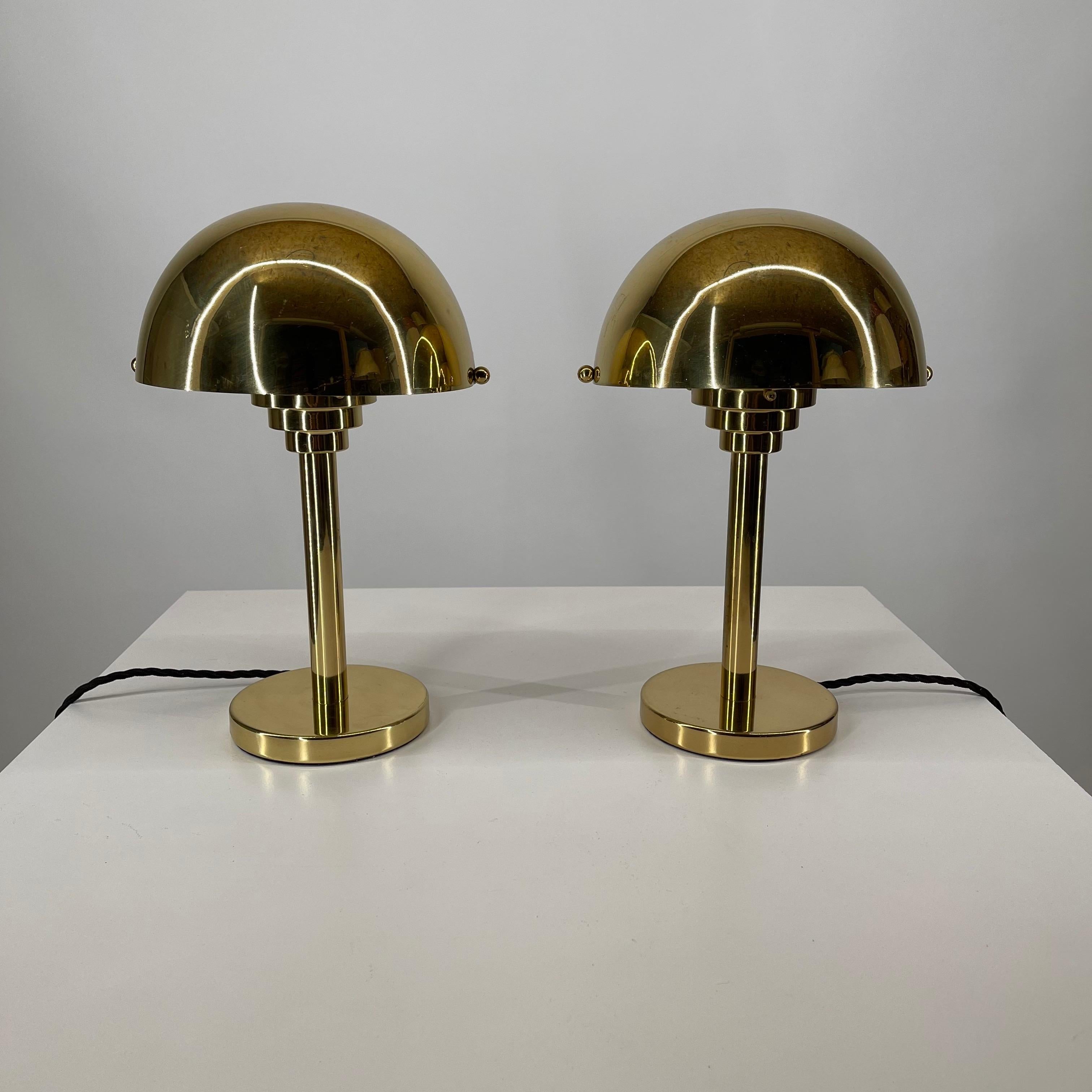 Art Deco brass mushroom table lamp, Austria 1970. Rewired with cloth cable.