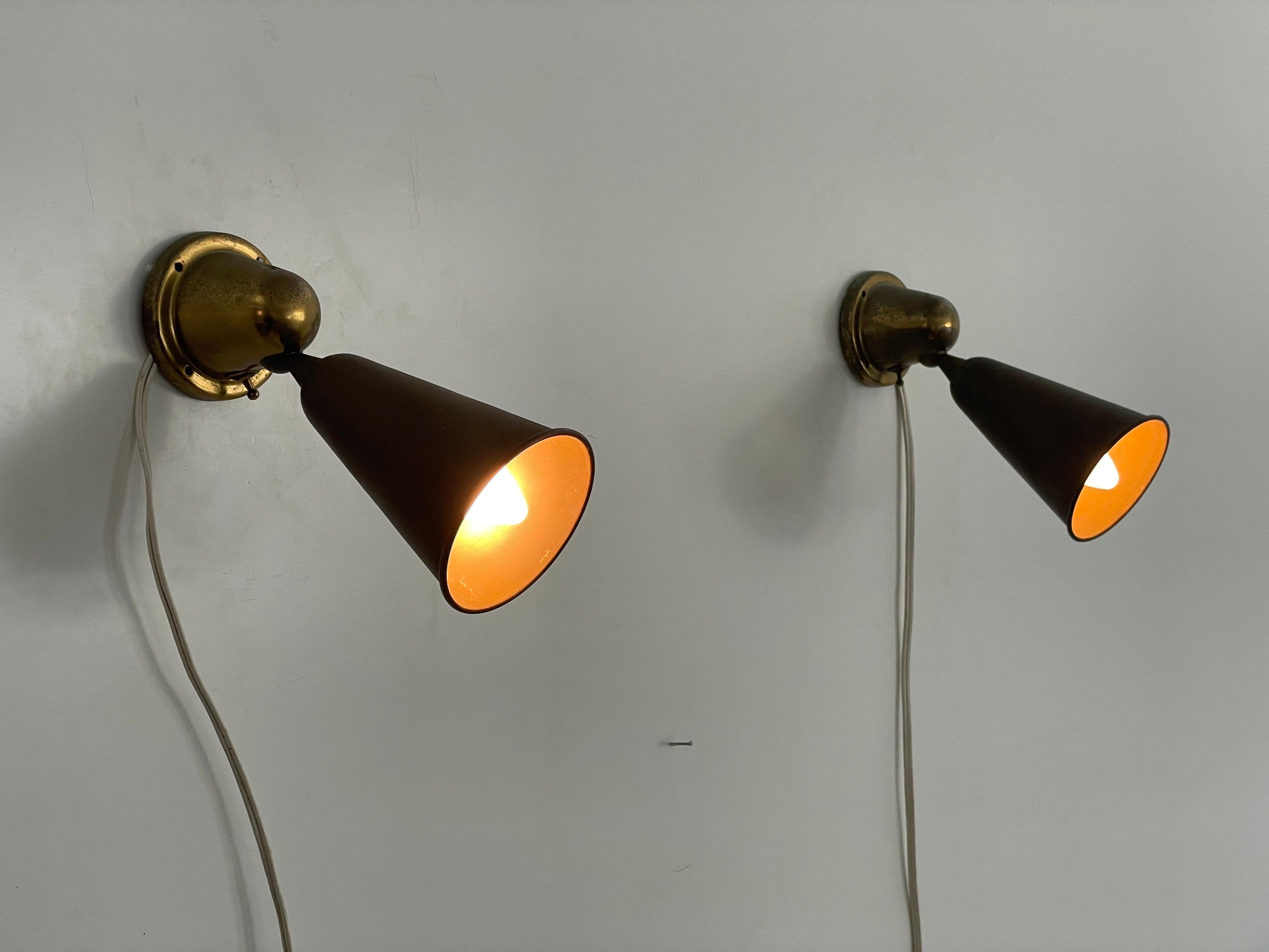 Art Deco Brass Pair of Wall Lamps, 1940s, Italy im Angebot 3