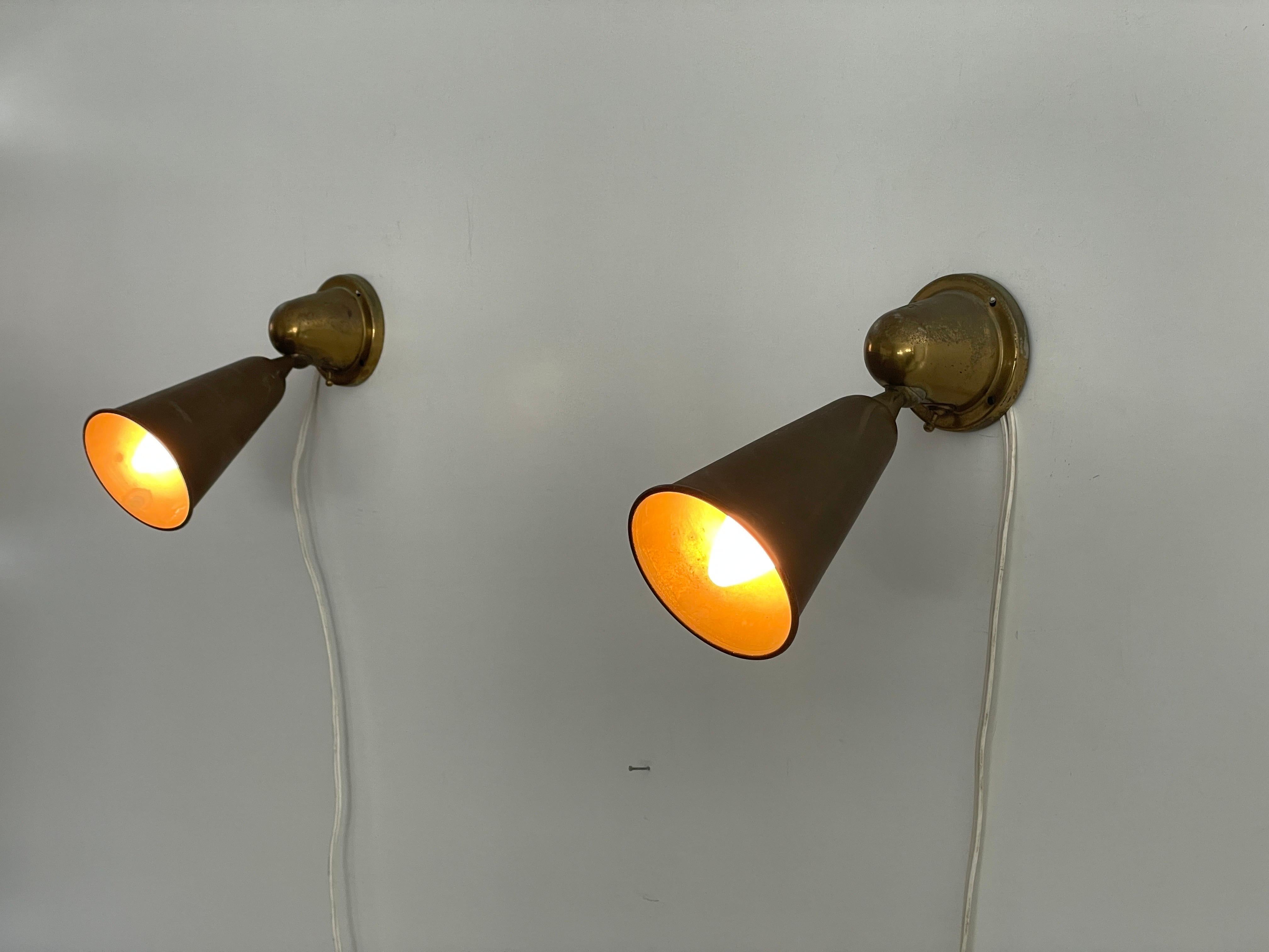 Art Deco Brass Pair of Wall Lamps, 1940s, Italy im Angebot 4