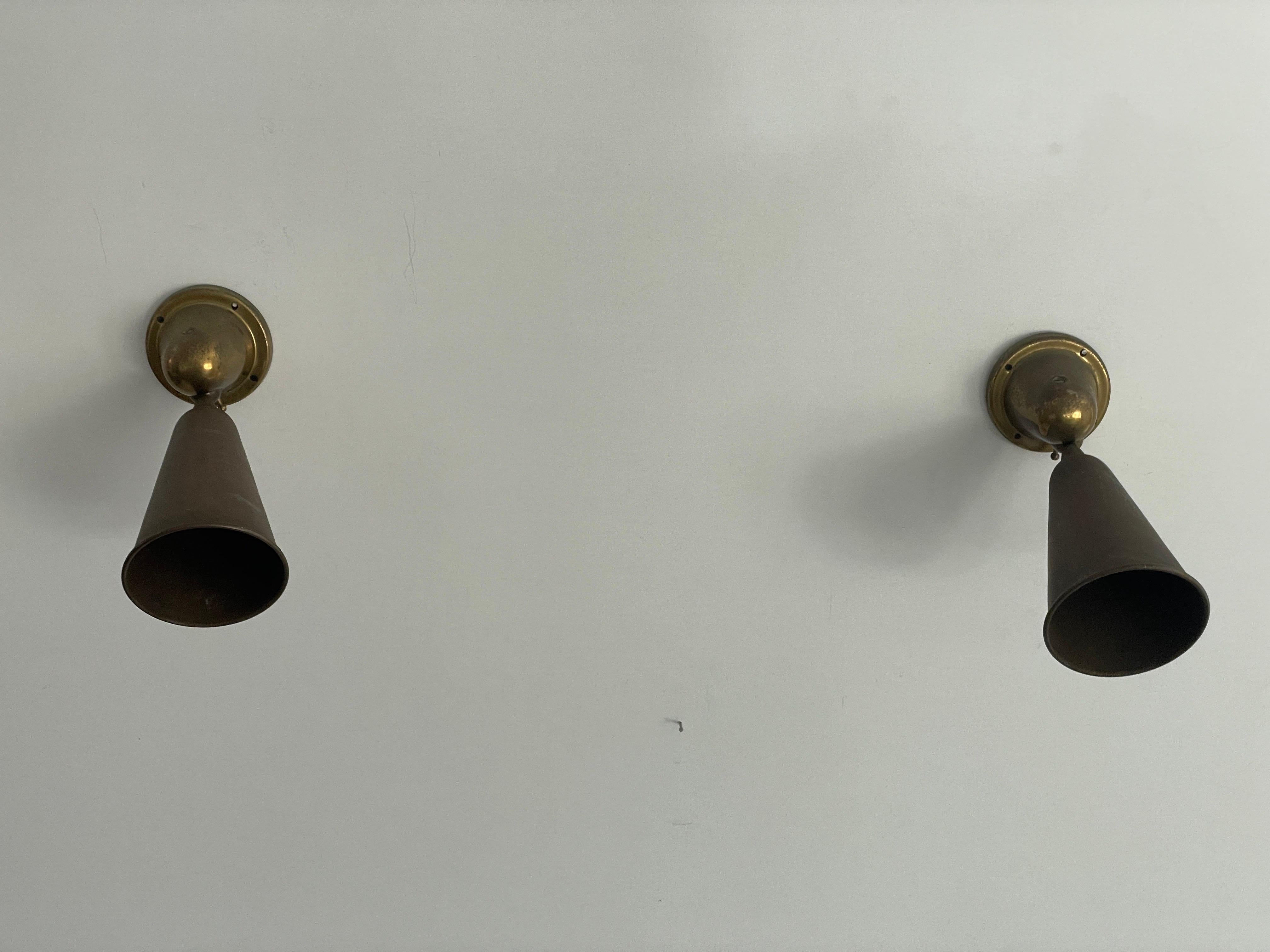Art Deco Brass Pair of Wall Lamps, 1940s, Italy im Zustand „Hervorragend“ im Angebot in Hagenbach, DE