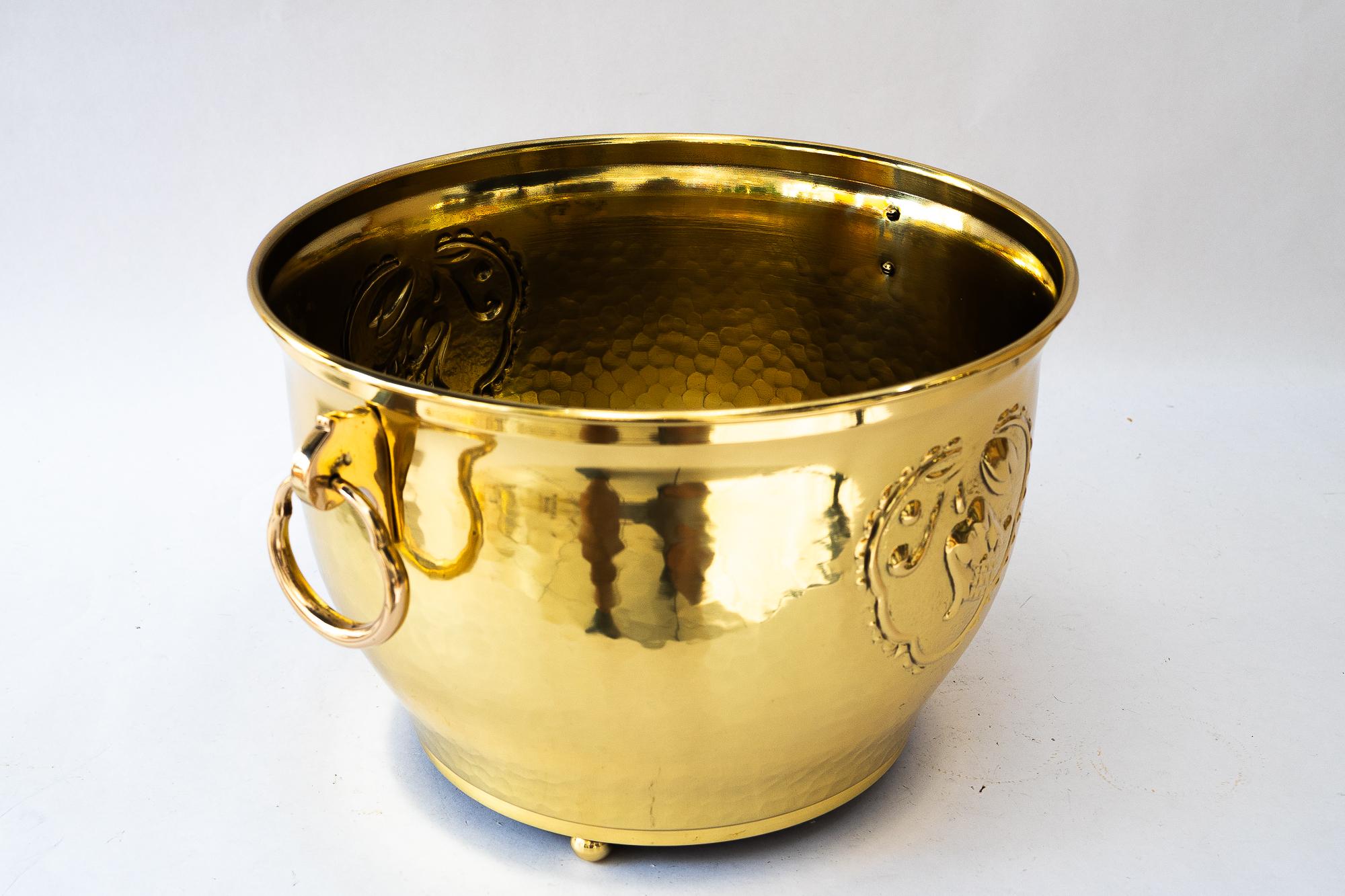 Lacquered Art Deco brass palm pot around 1920s For Sale