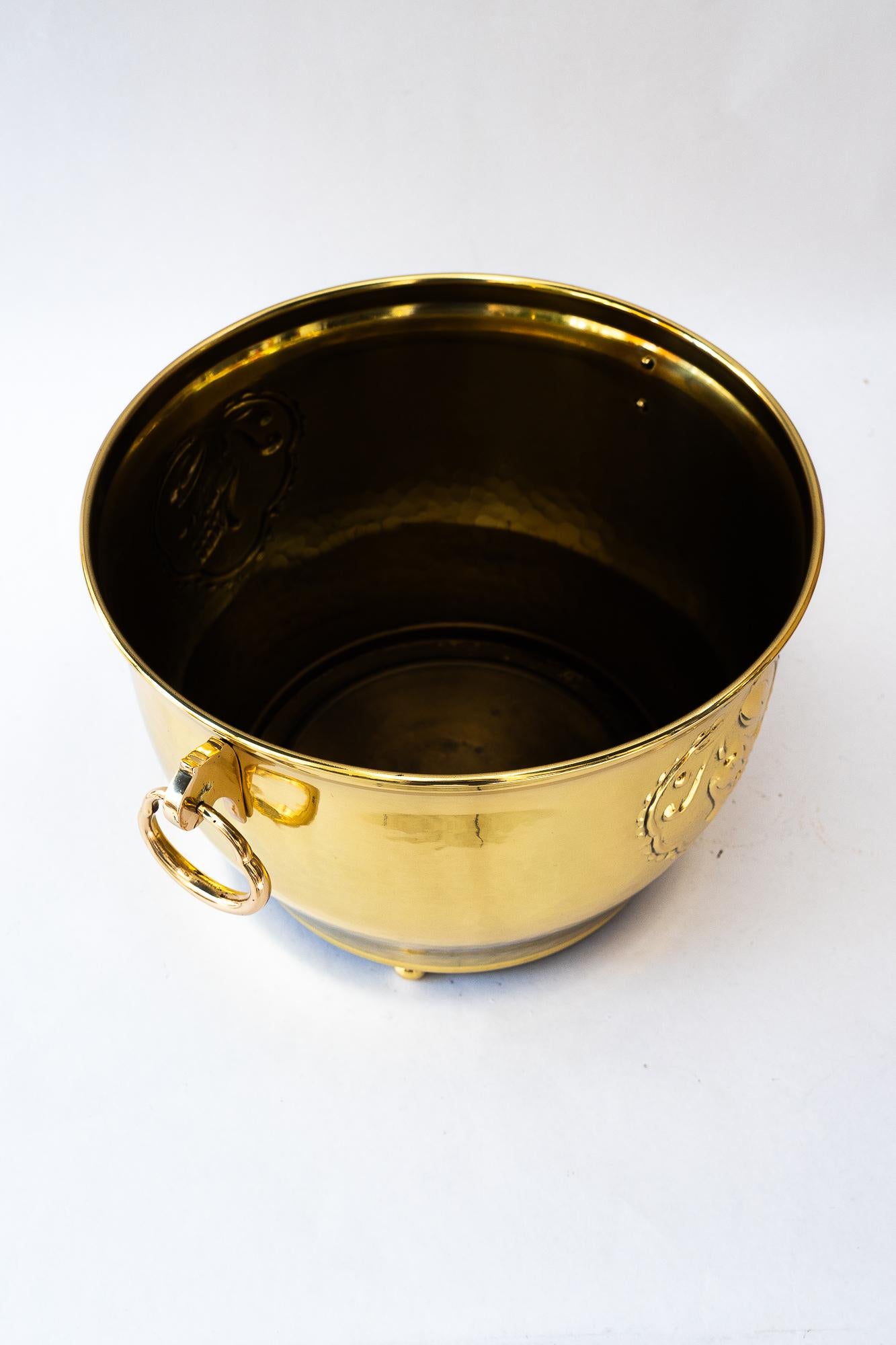 Brass Art Deco brass palm pot around 1920s For Sale