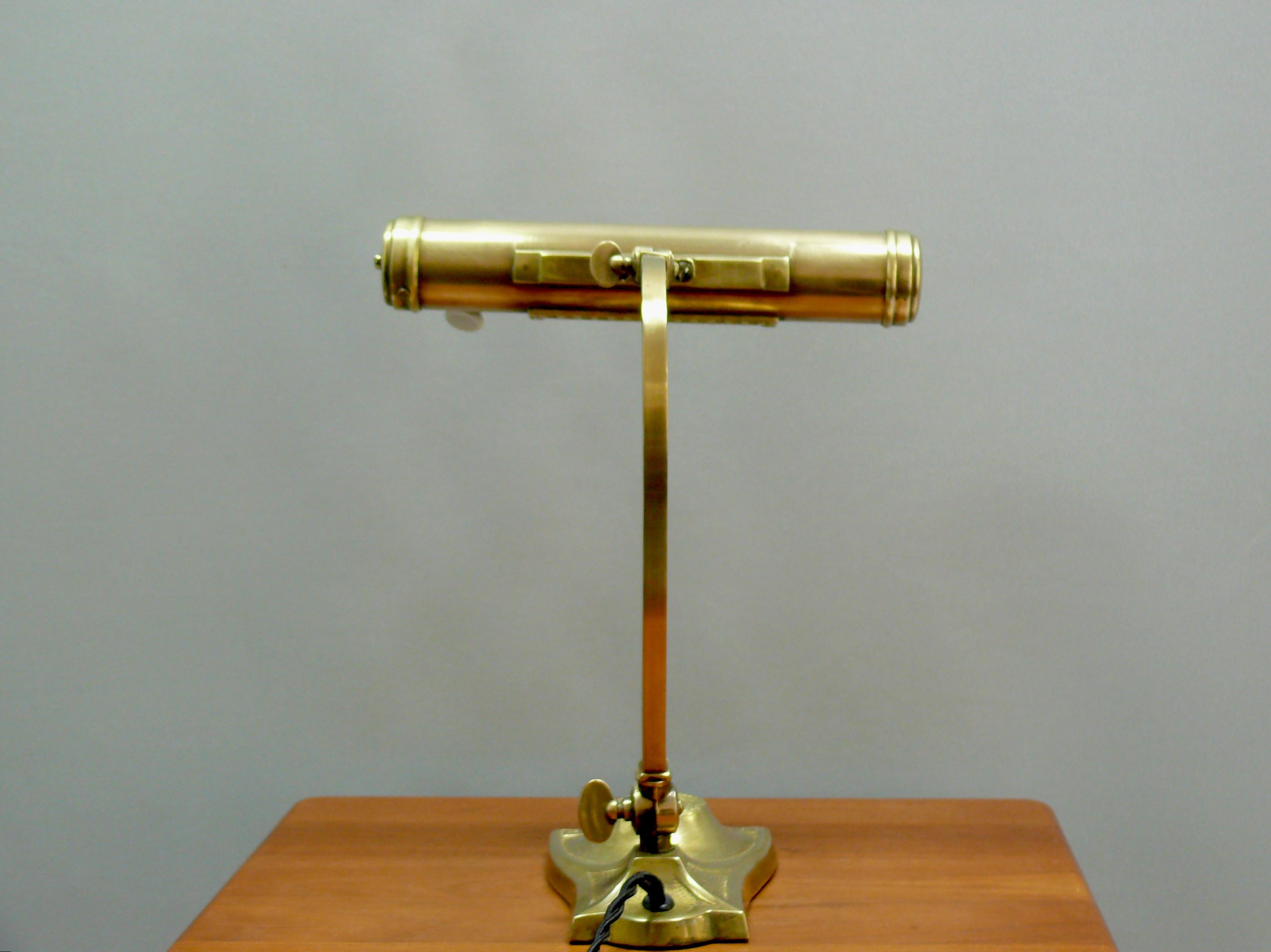 Art Deco Brass Piano Lamp, 1920s Art Decó en venta
