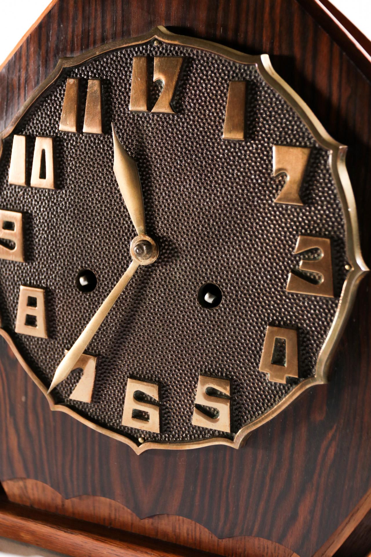 1920s clock