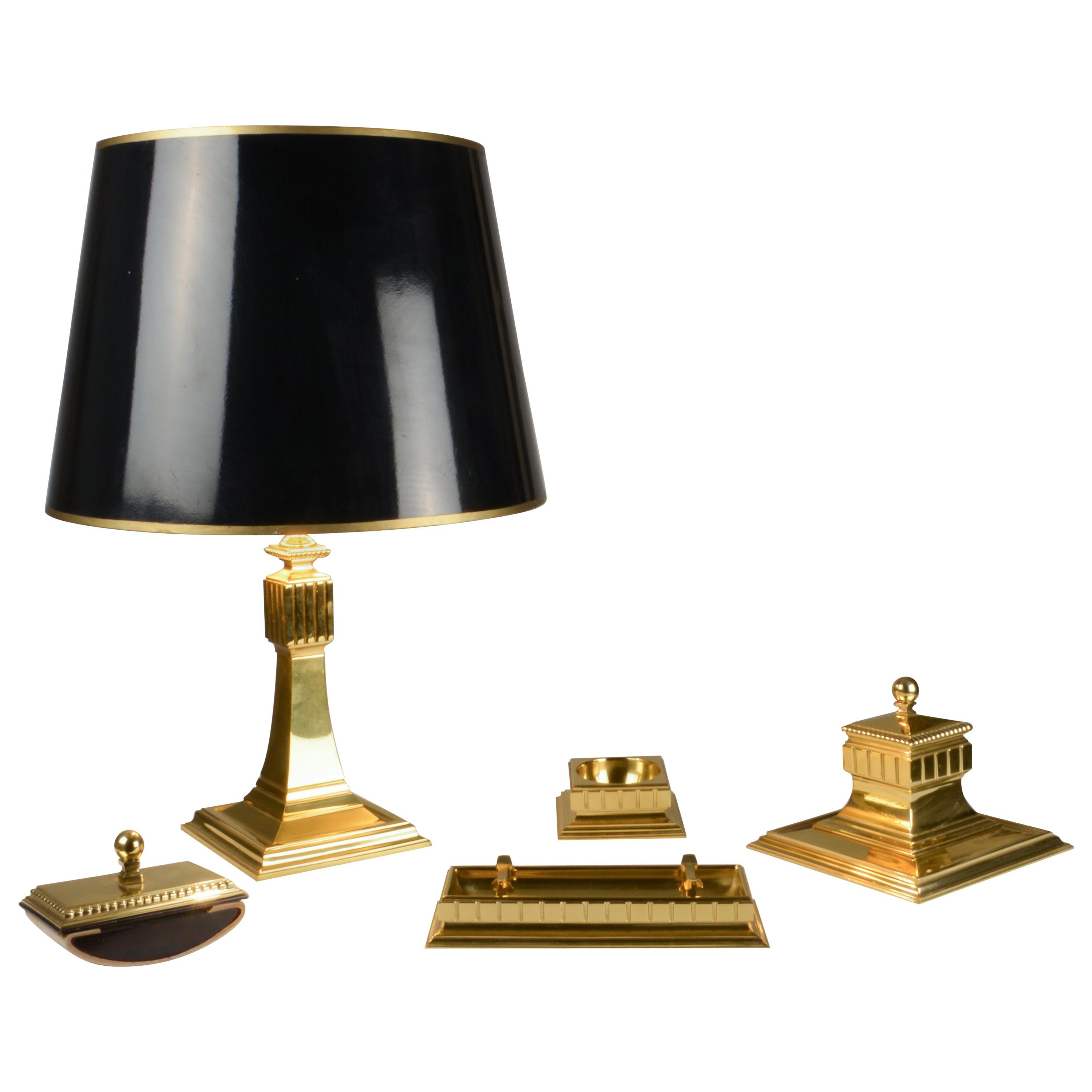 Art Deco Brass Table Lamp and Writing Set with Ink Well and Blotter Rocker im Angebot