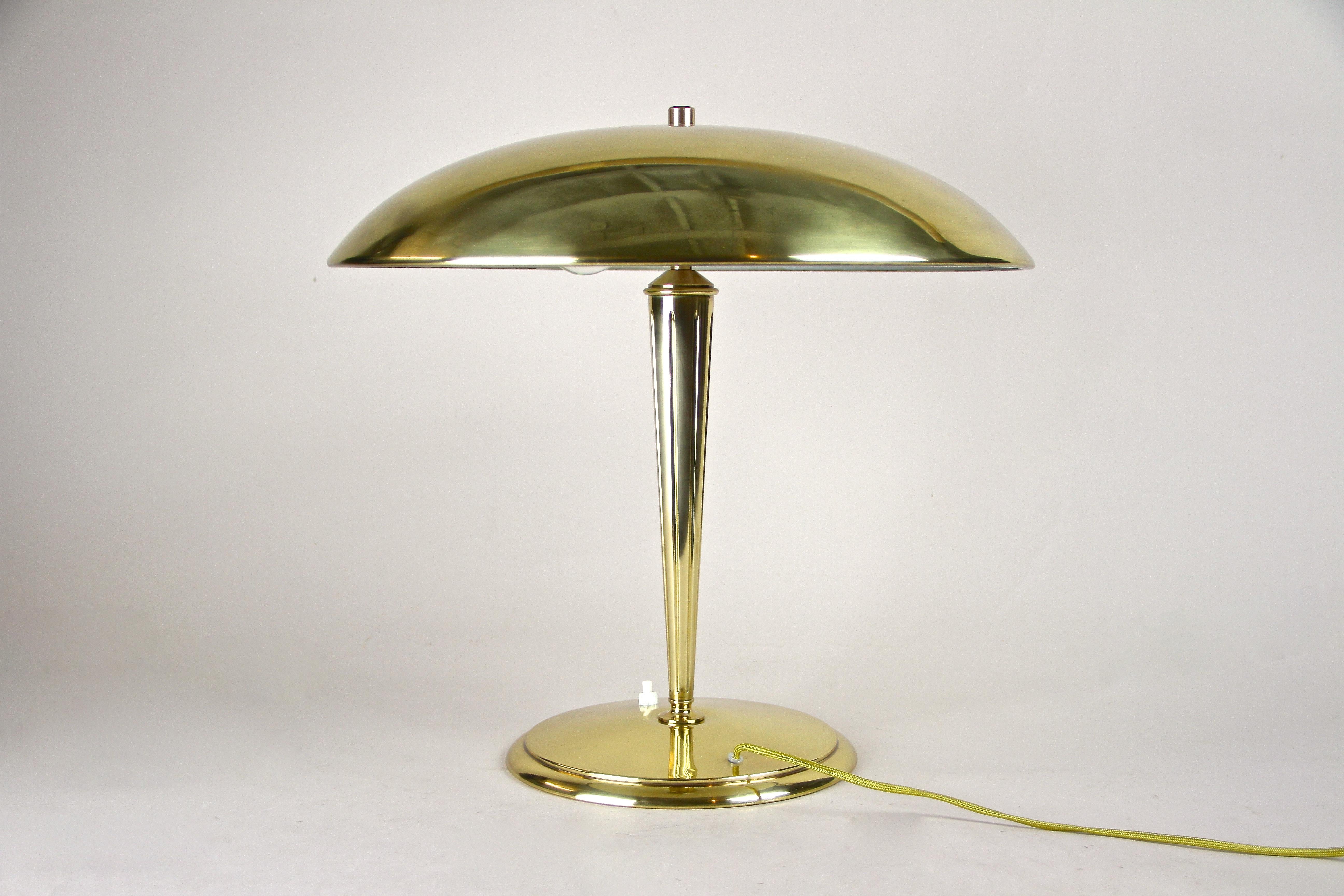 Art Deco Brass Table Lamp, Austria, circa 1920 4