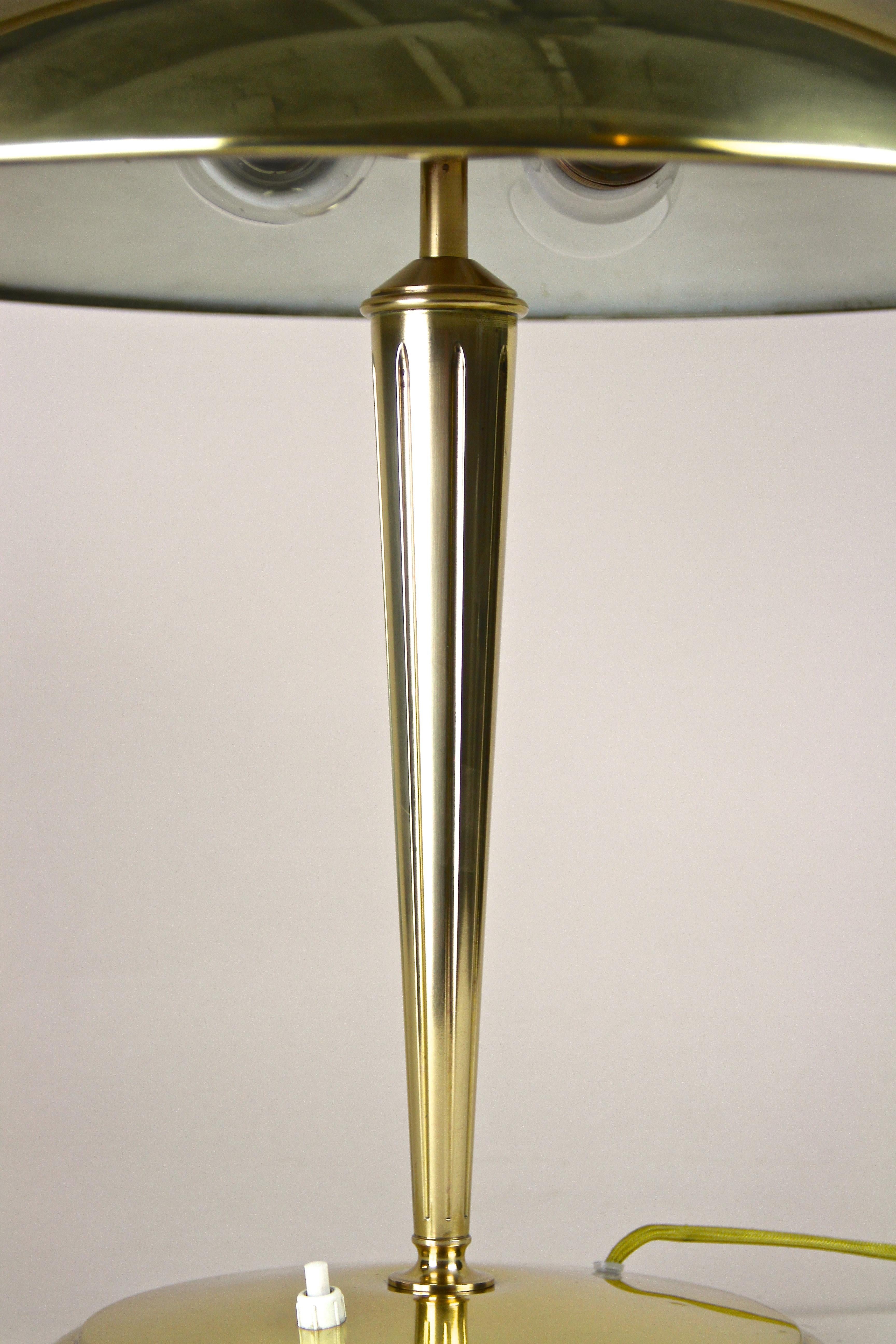Art Deco Brass Table Lamp, Austria, circa 1920 In Good Condition In Lichtenberg, AT