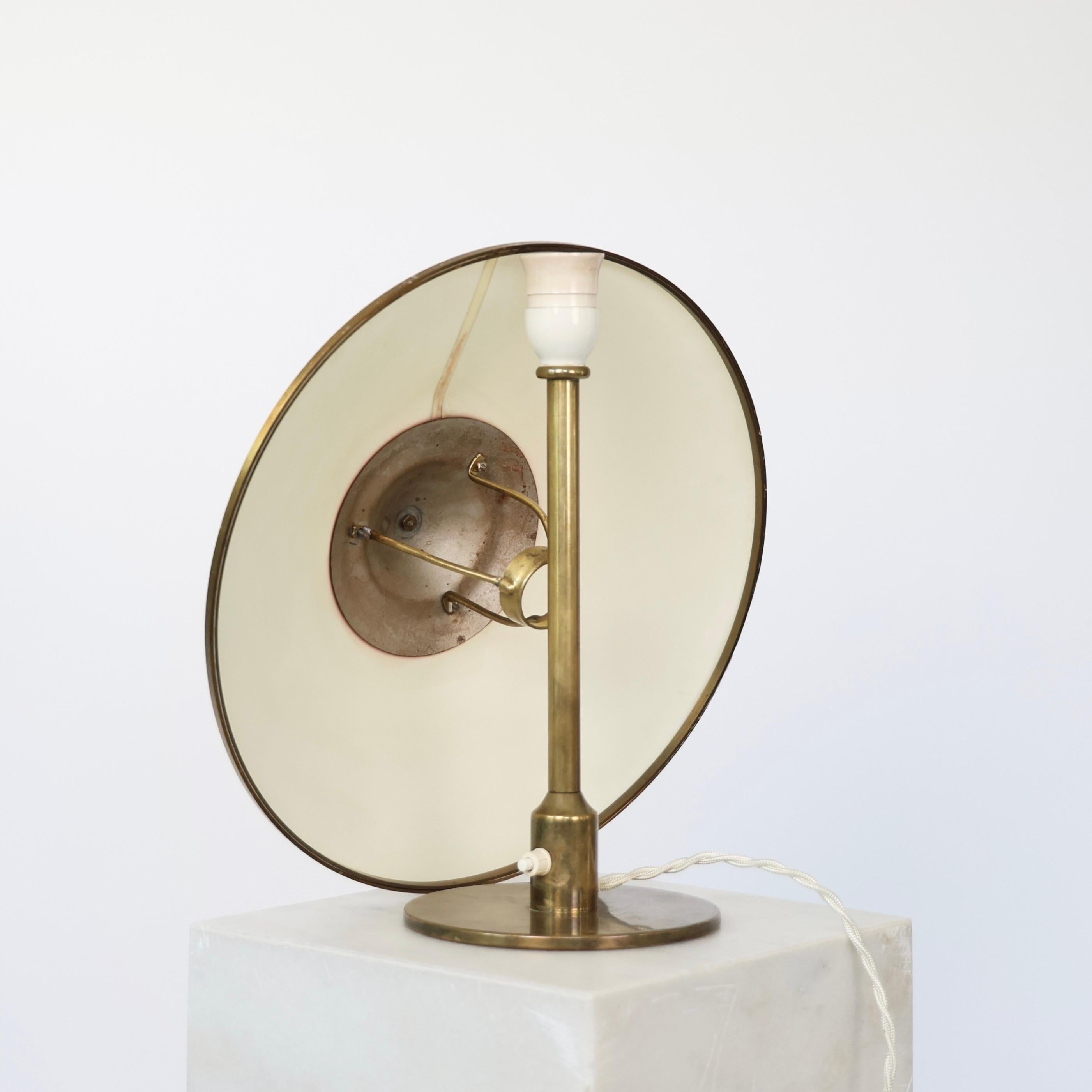 Art Deco Tischlampe aus Messing von Niels Thykier für Fog & Mørup, 1930er Jahre, Dänemark im Angebot 3