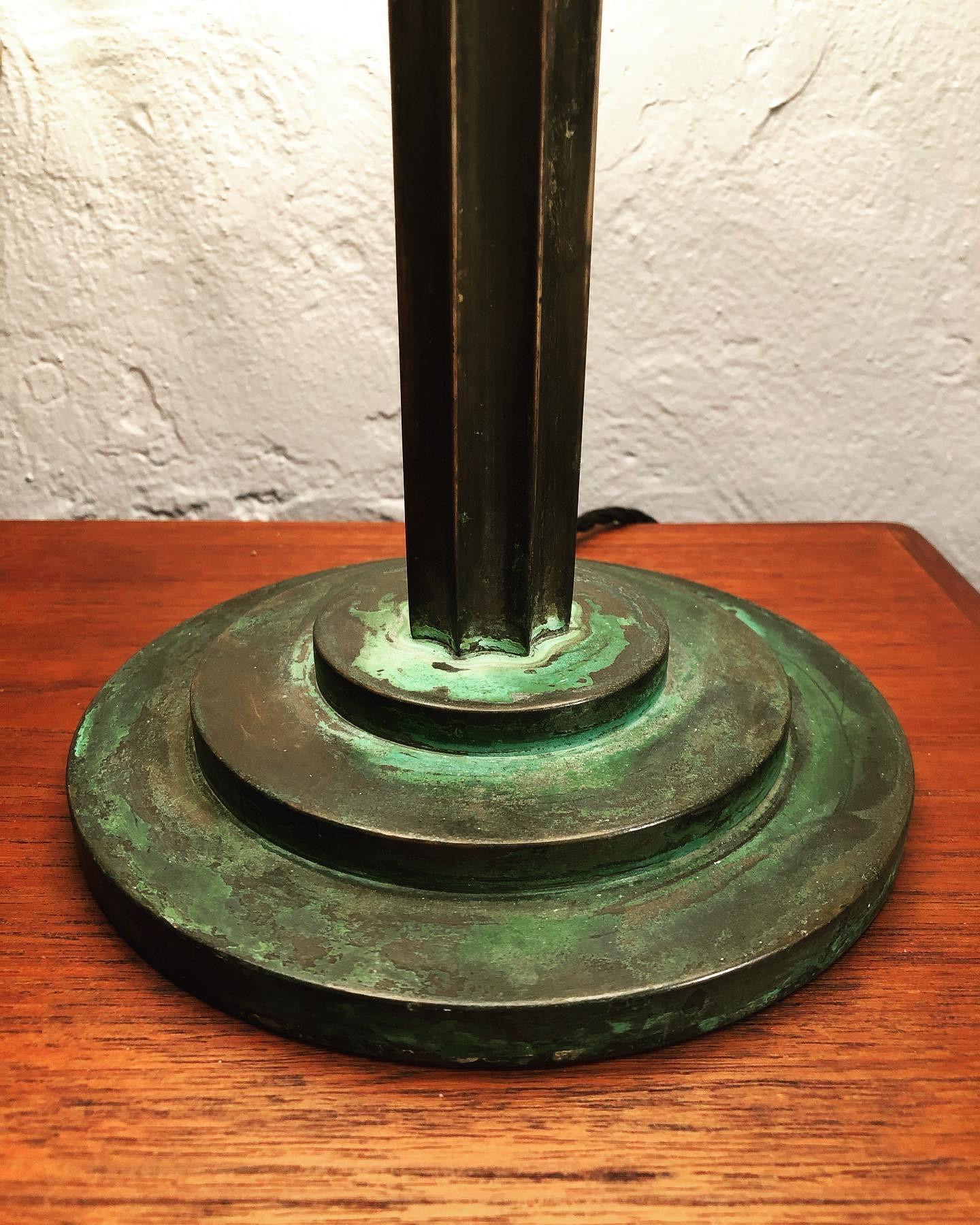 Art Deco Brass Table Lamp Fitted with a Svensk Tenn Lampshade In Good Condition For Sale In Søborg, DK