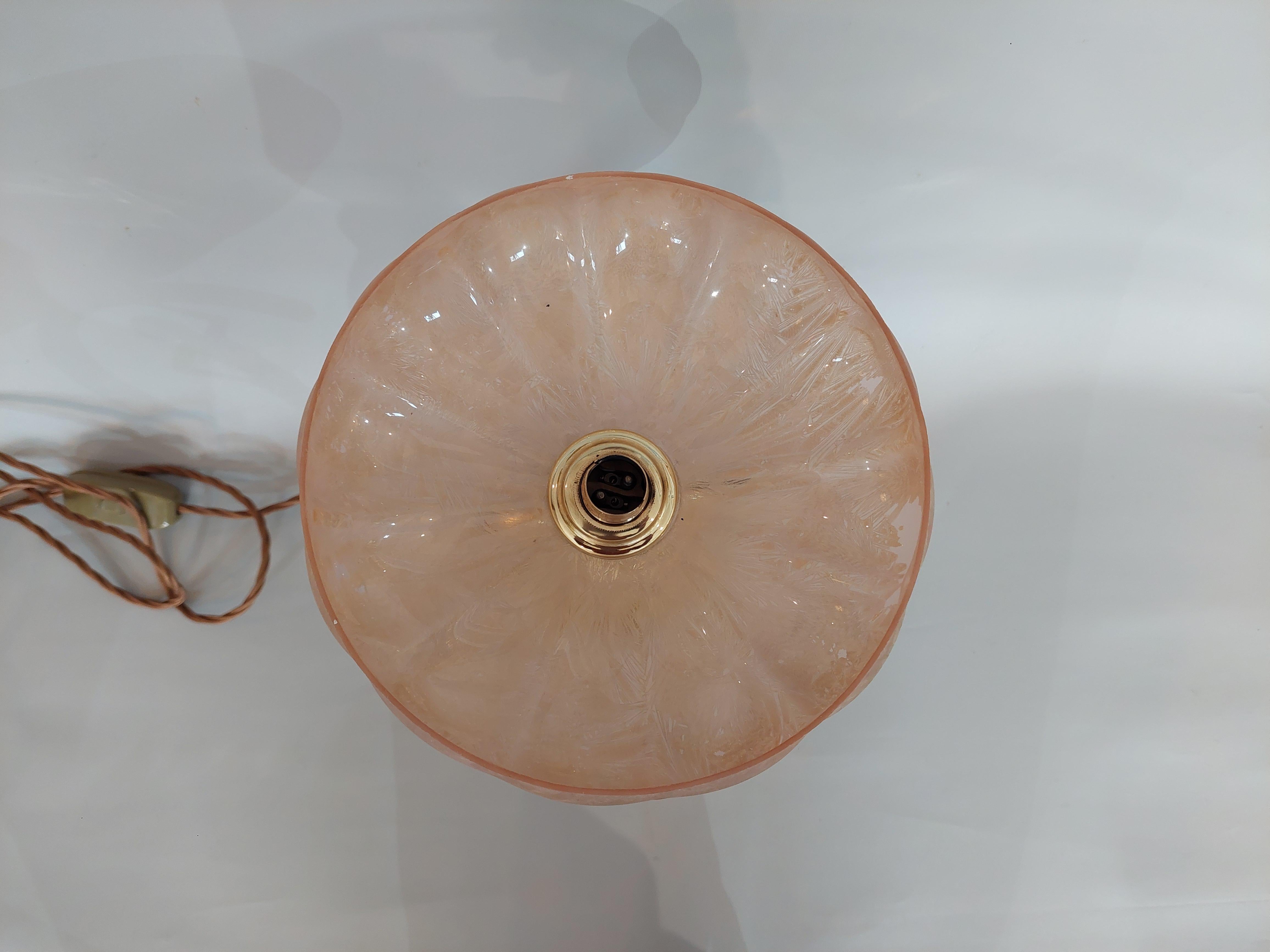 Laiton Lampe de table Art déco en laiton en vente