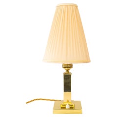 Lampada da tavolo Art Deco in ottone con paralume in tessuto Vienna, anni '20 circa