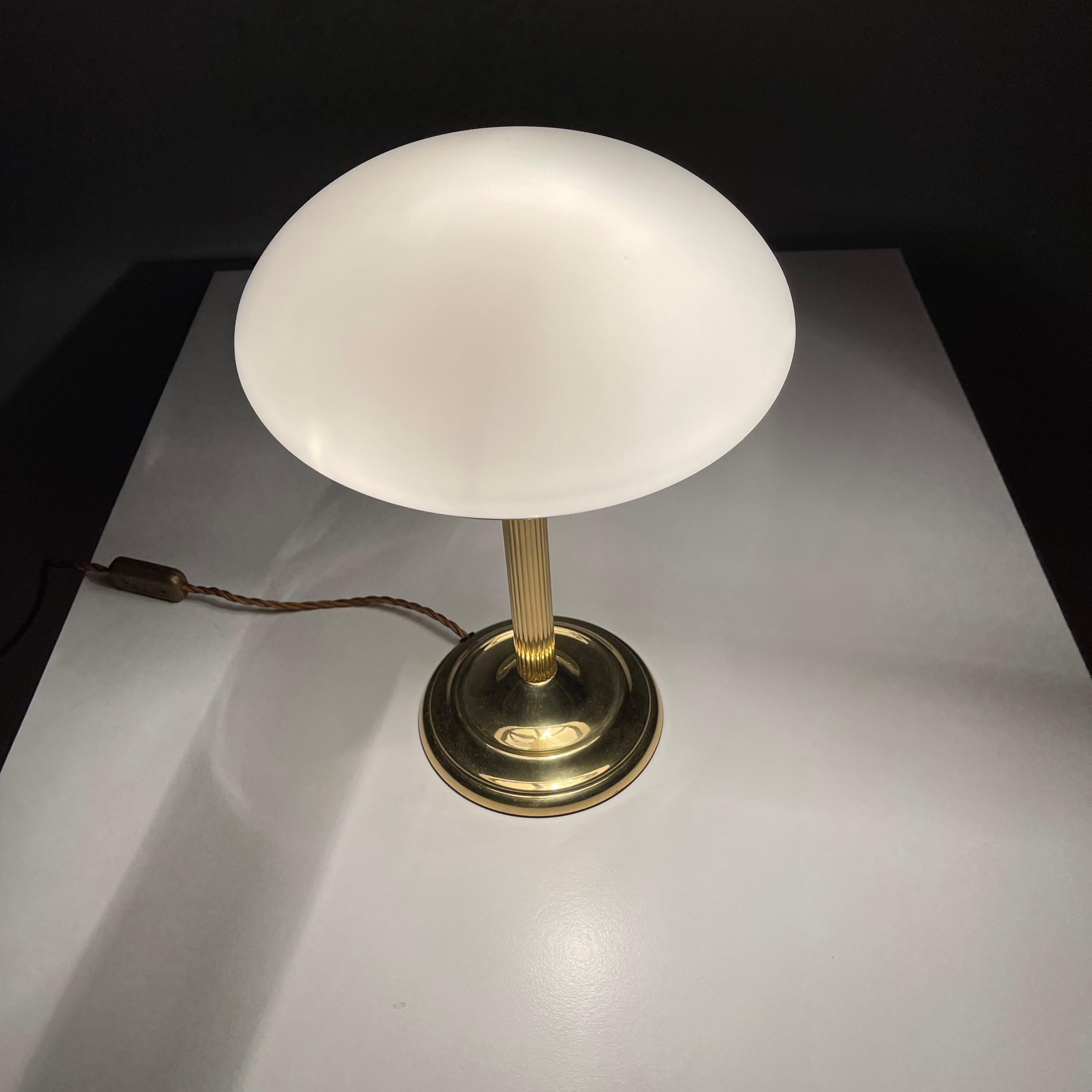 Art Deco Brass Table Lampe, Austria, 1970s For Sale 6