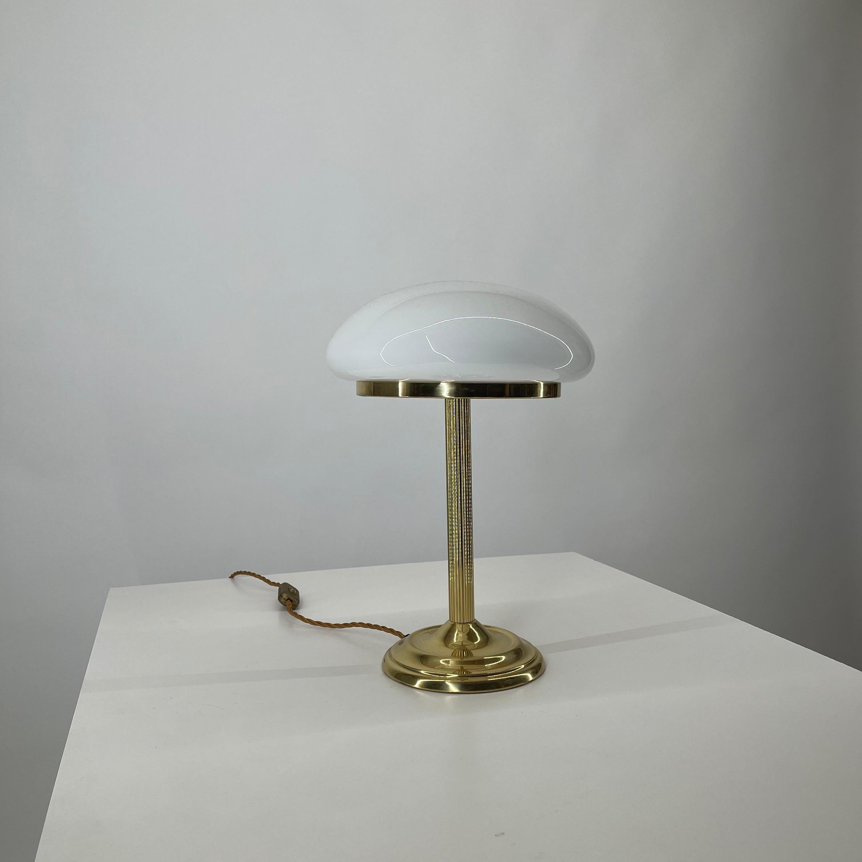 Art Deco Brass Table Lampe, Austria, 1970s For Sale 1