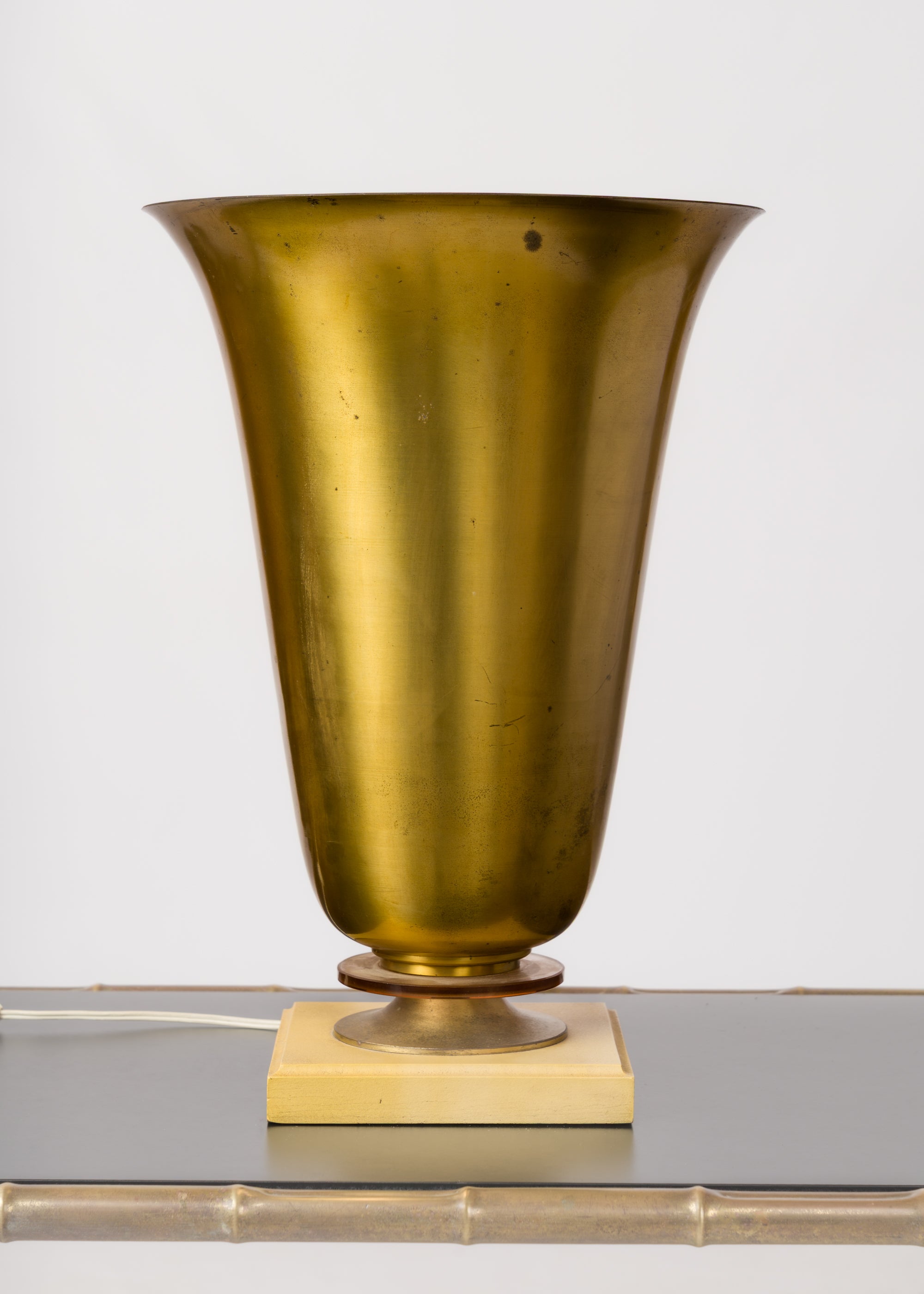 Accendino in ottone Art Deco in vendita