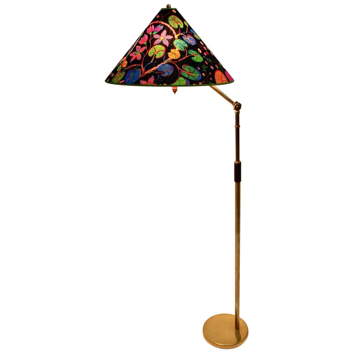 Lampada da terra vintage in ottone Art Deco di Kaspar & Sic Vienna 1932 Josef Frank Tessuto