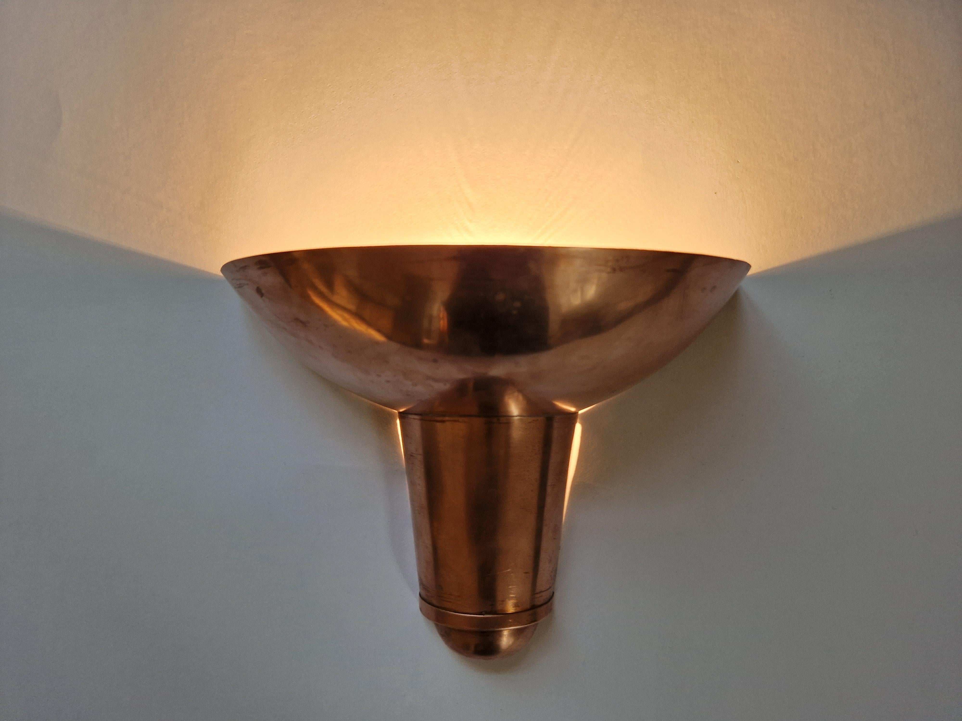 Art deco Brass Wall Lamp, Bauhaus, Functionalism, 1930s For Sale 8