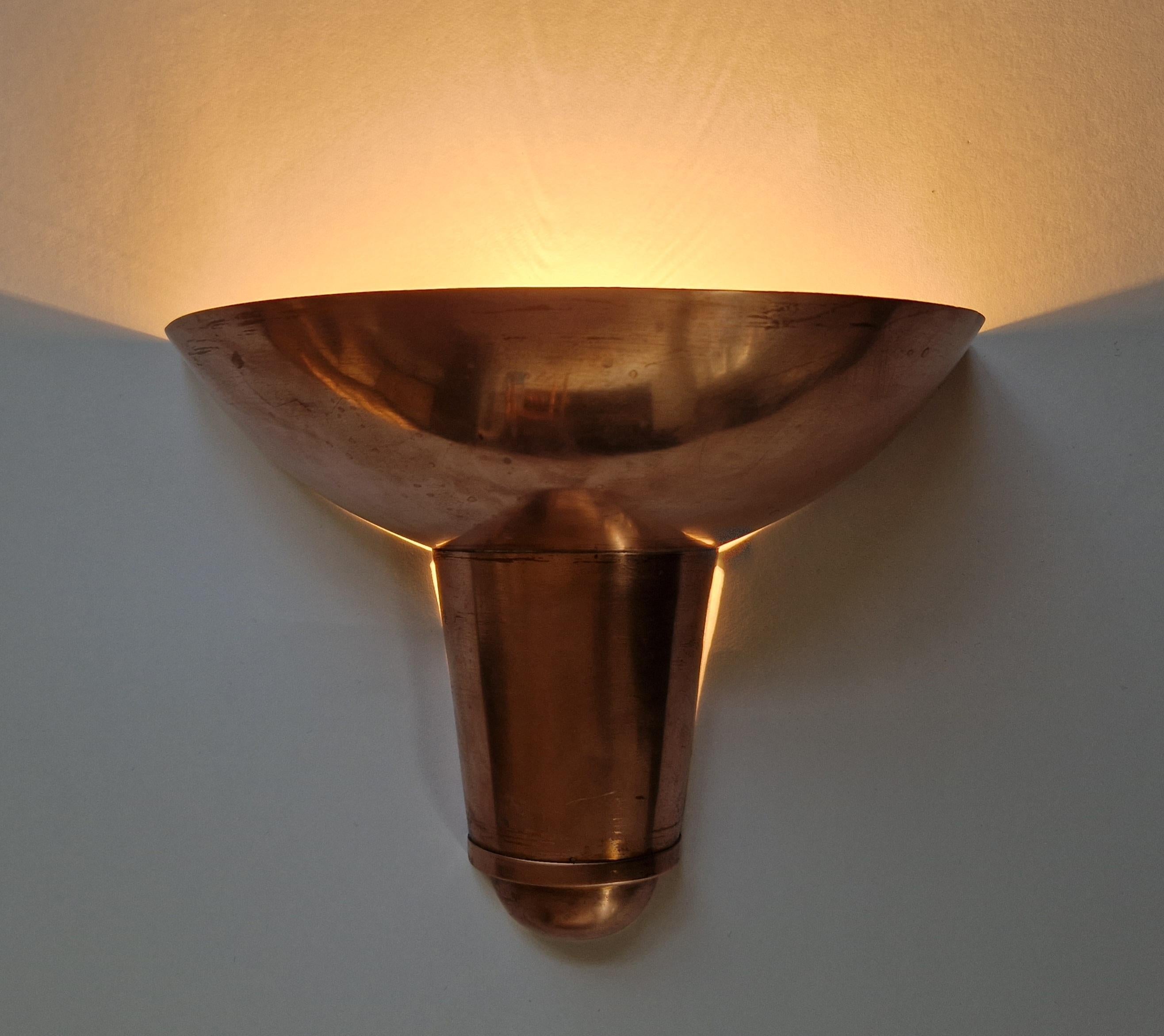 Art deco Brass Wall Lamp, Bauhaus, Functionalism, 1930s For Sale 1