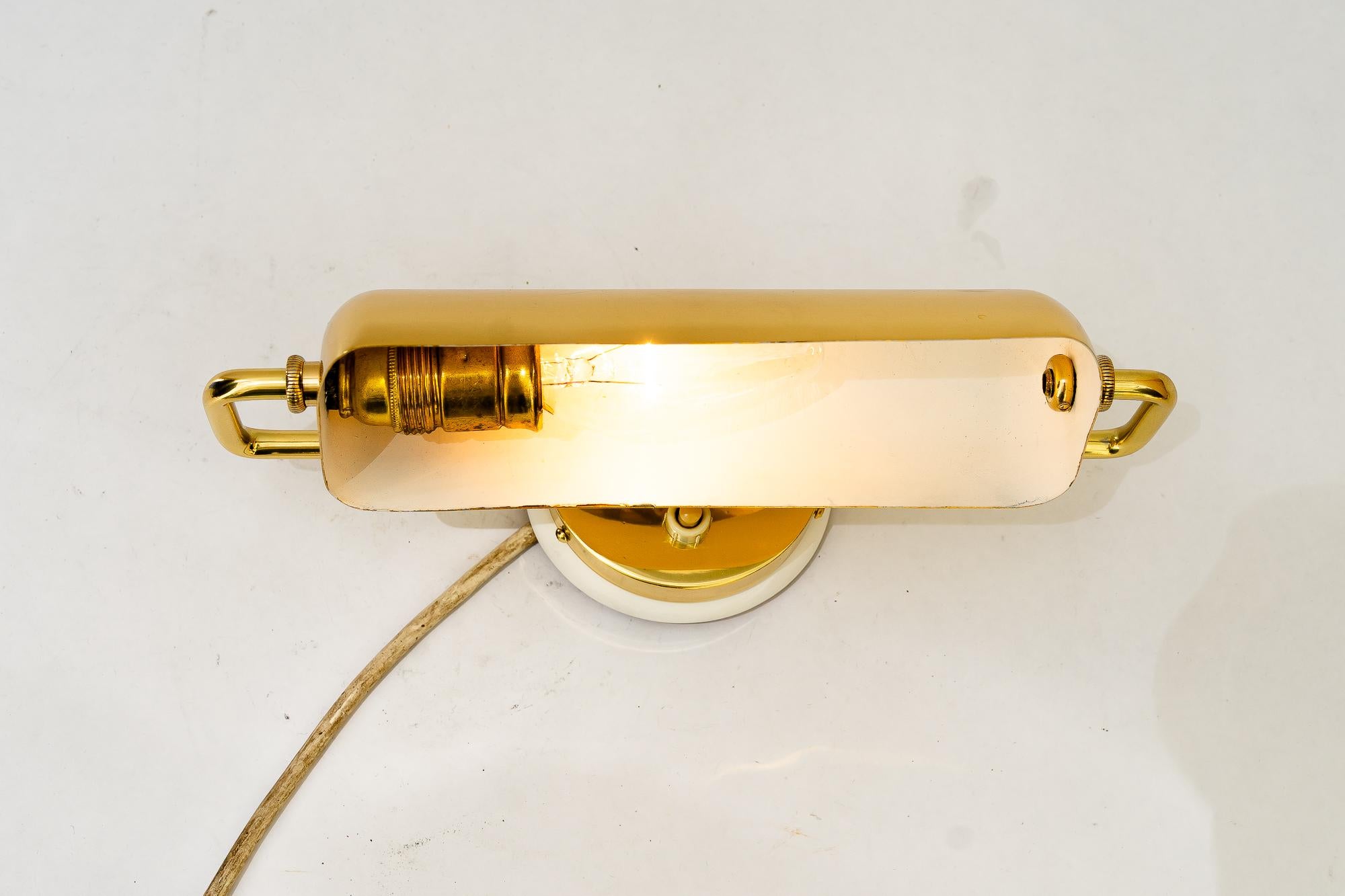 Art Deco Messing Wandlampe Wien um 1920s im Angebot 4