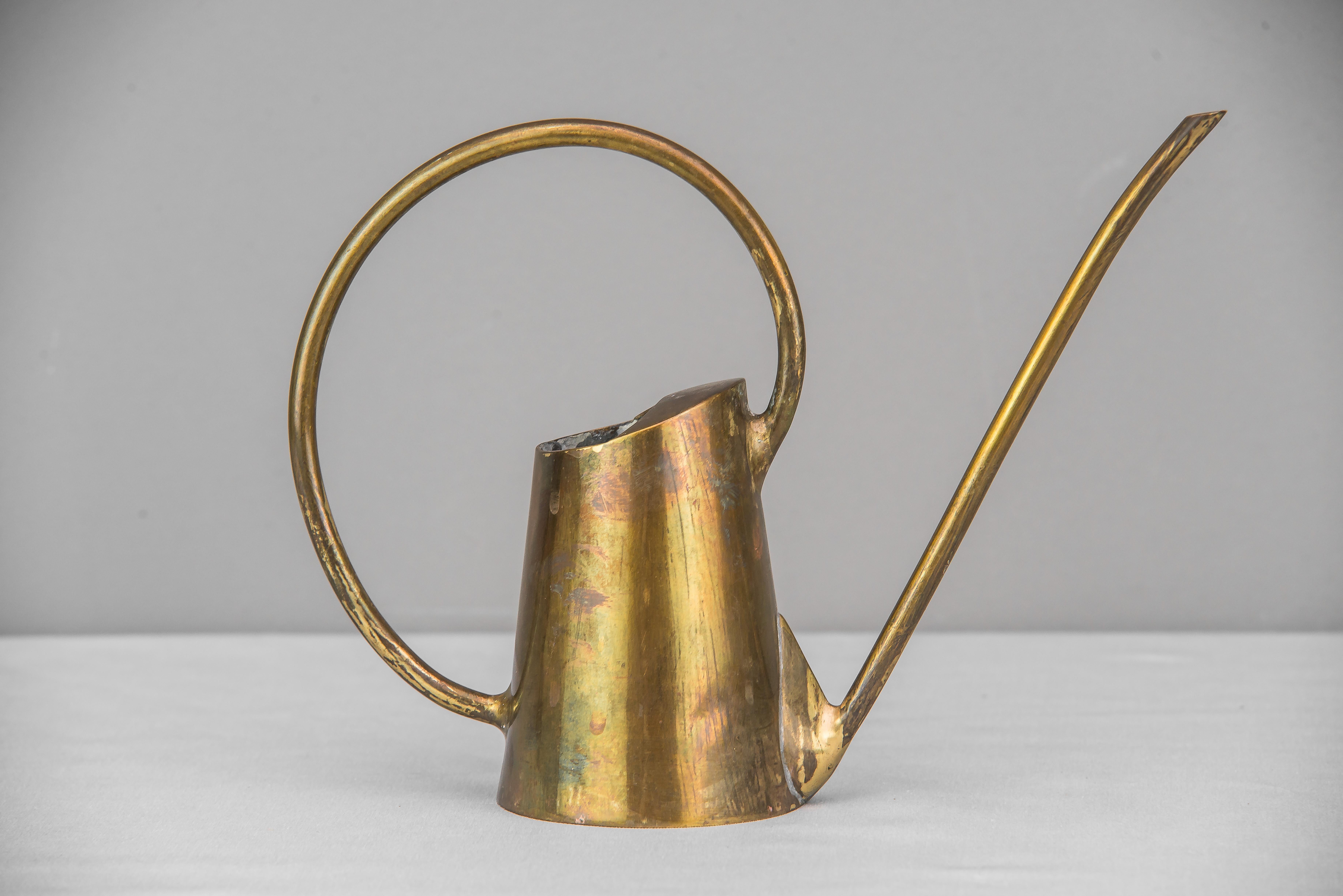 Early 20th Century Art Deco Brass Watering Can Vienna, circa 1920s