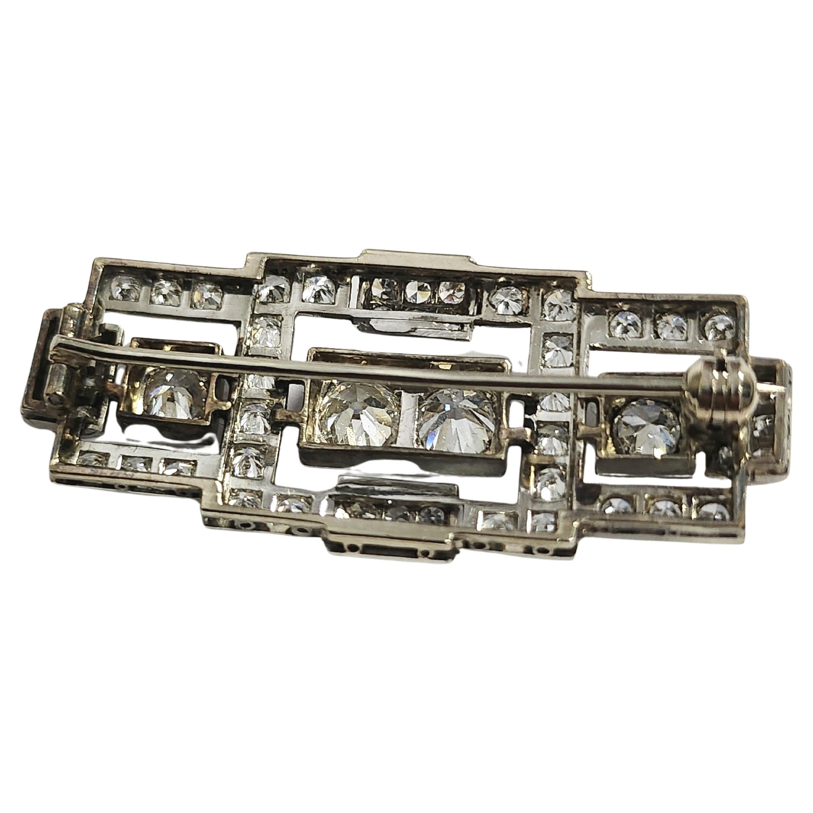Broche de oro de 3 quilates con diamantes talla brillante Art Decó en venta