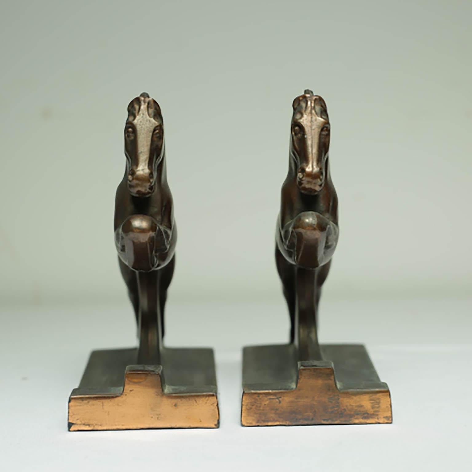Art Deco Bronze and Copper Horse Bookends by Dodge Inc., circa 1940s In Excellent Condition In San Francisco, CA