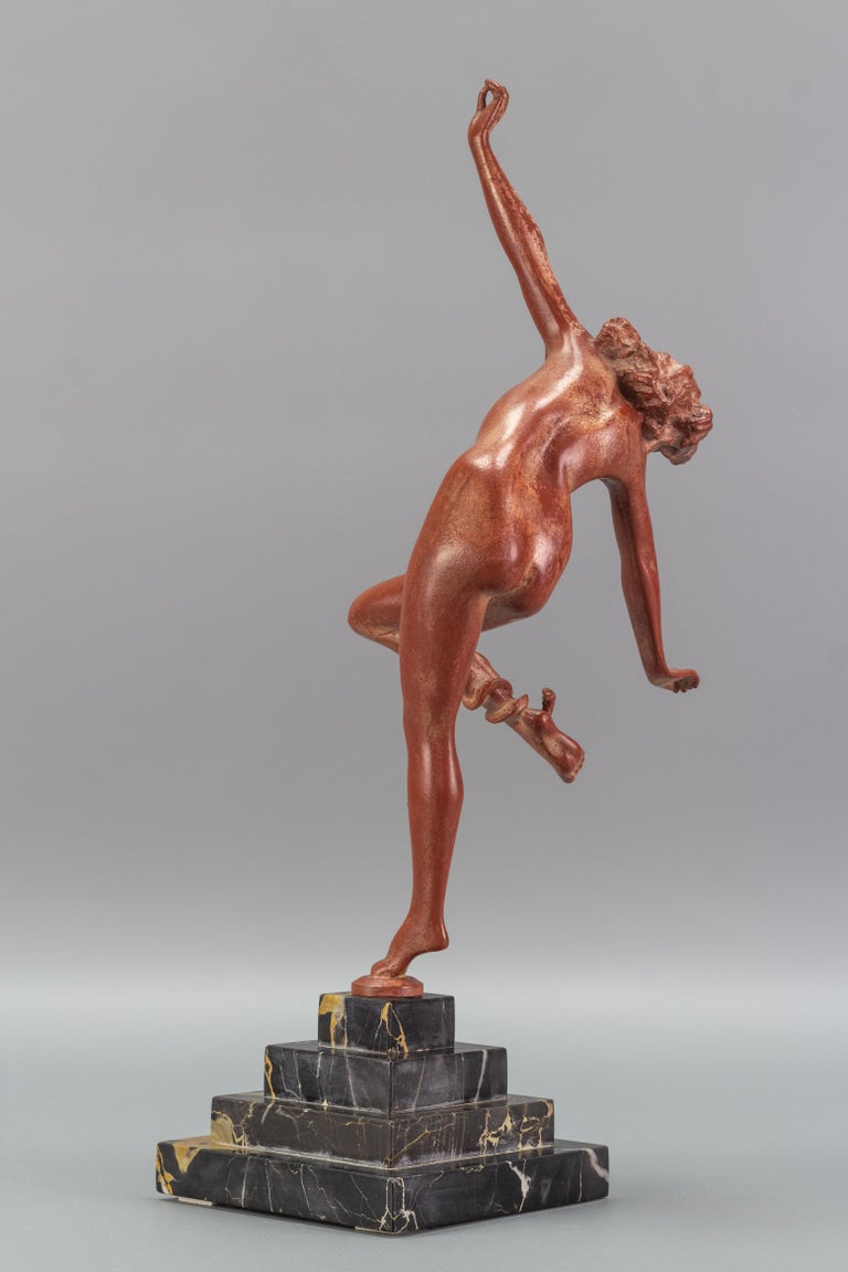 Art Deco Bronze and Marble Sculpture Nude Lady with Snake, The Snake Dancer In Good Condition For Sale In Barntrup, DE