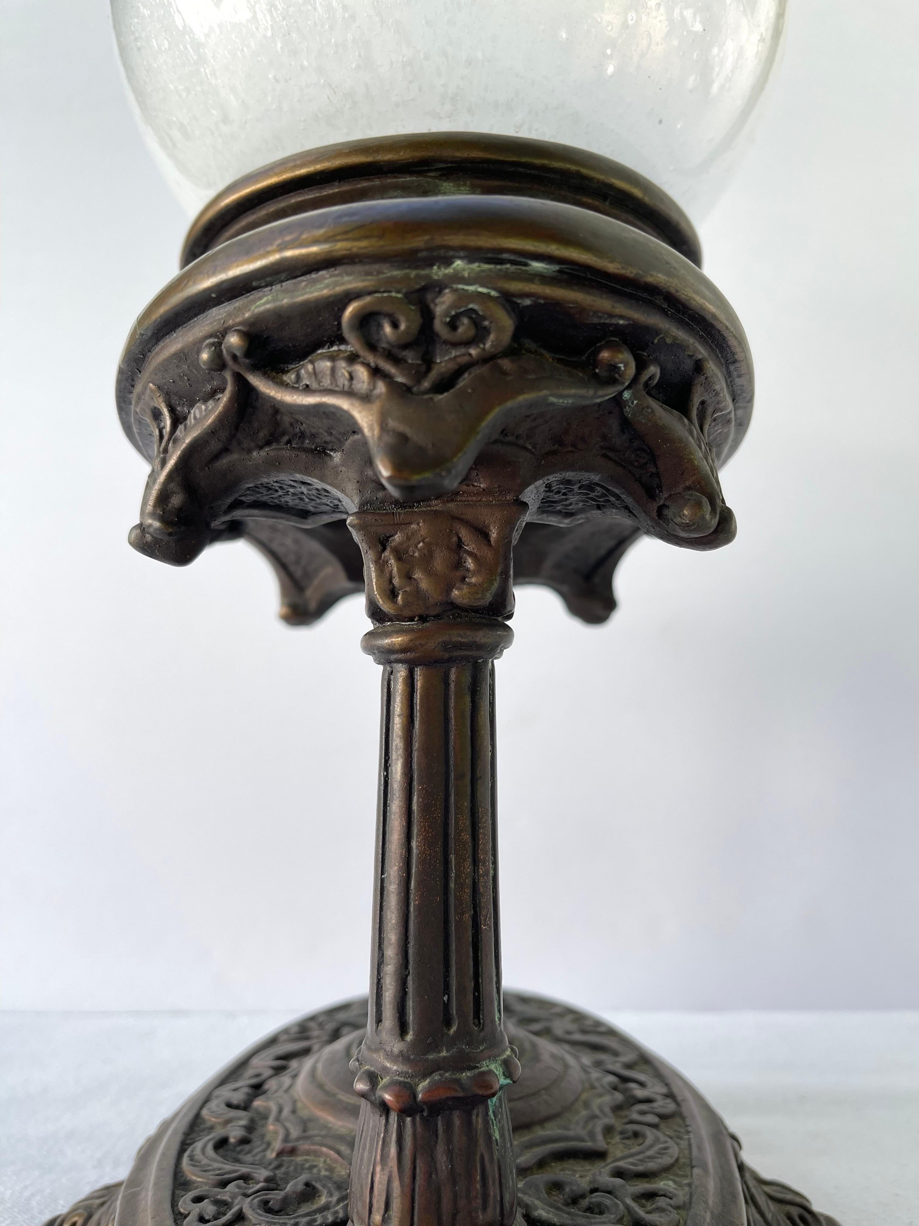 Lampe d'entreprise Art Déco en bronze en vente 1