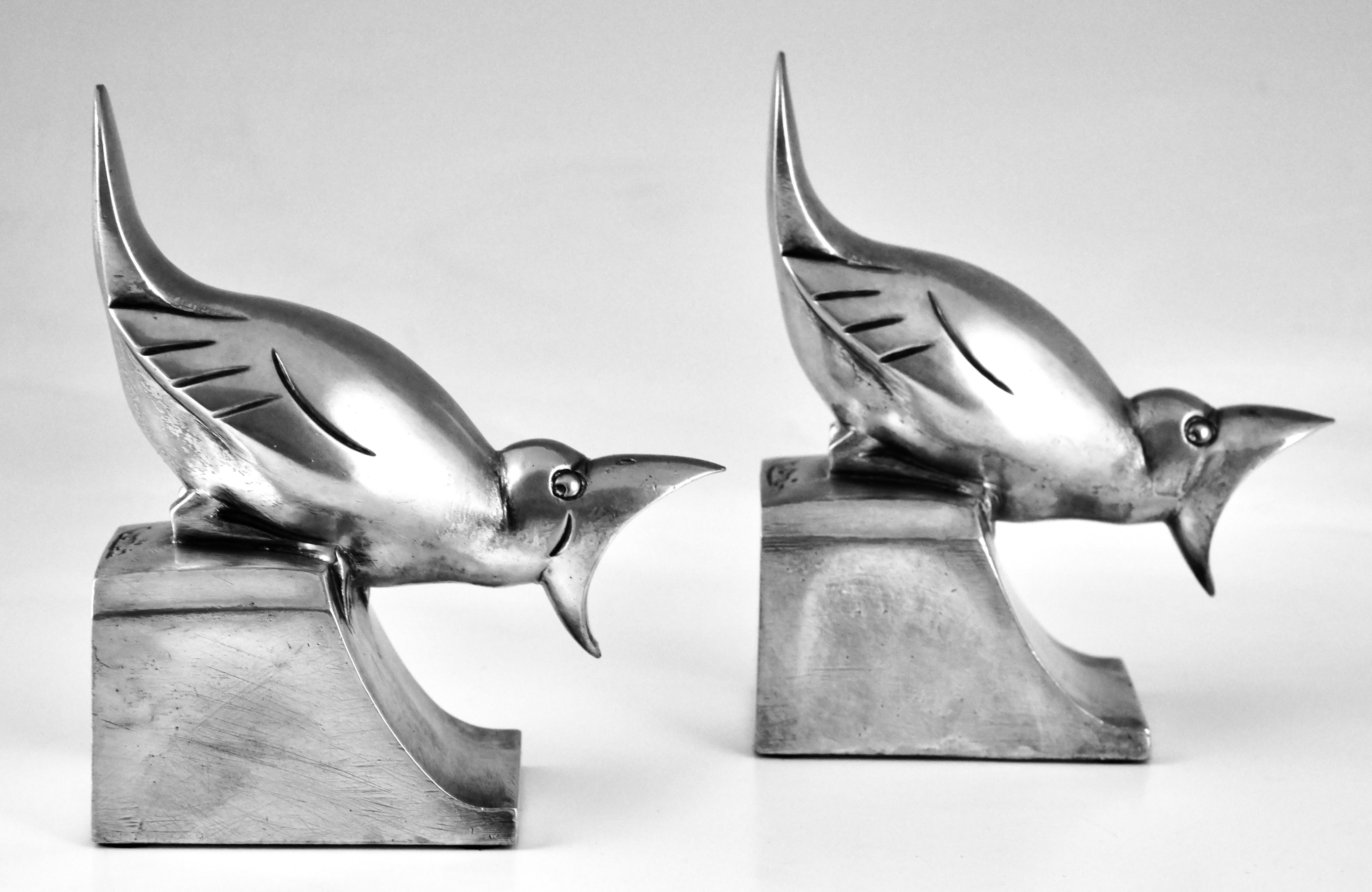 Art Deco Bronze Bird Bookends Signed by C. Omin, Marcel Guillemard Foundry For Sale 2