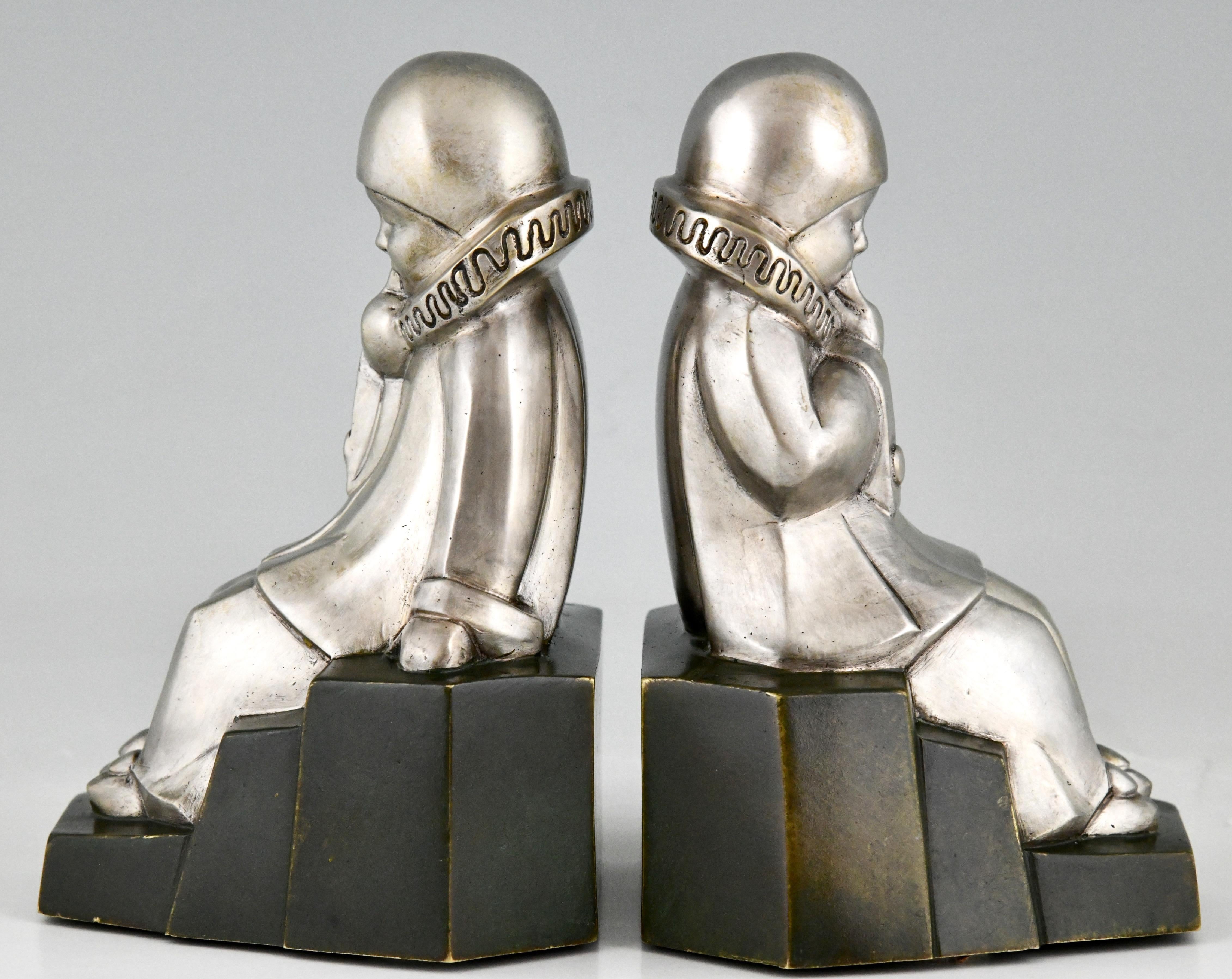 French Art Deco Bronze Bookends Little Pierrots by Jean de La Fontinelle 1925