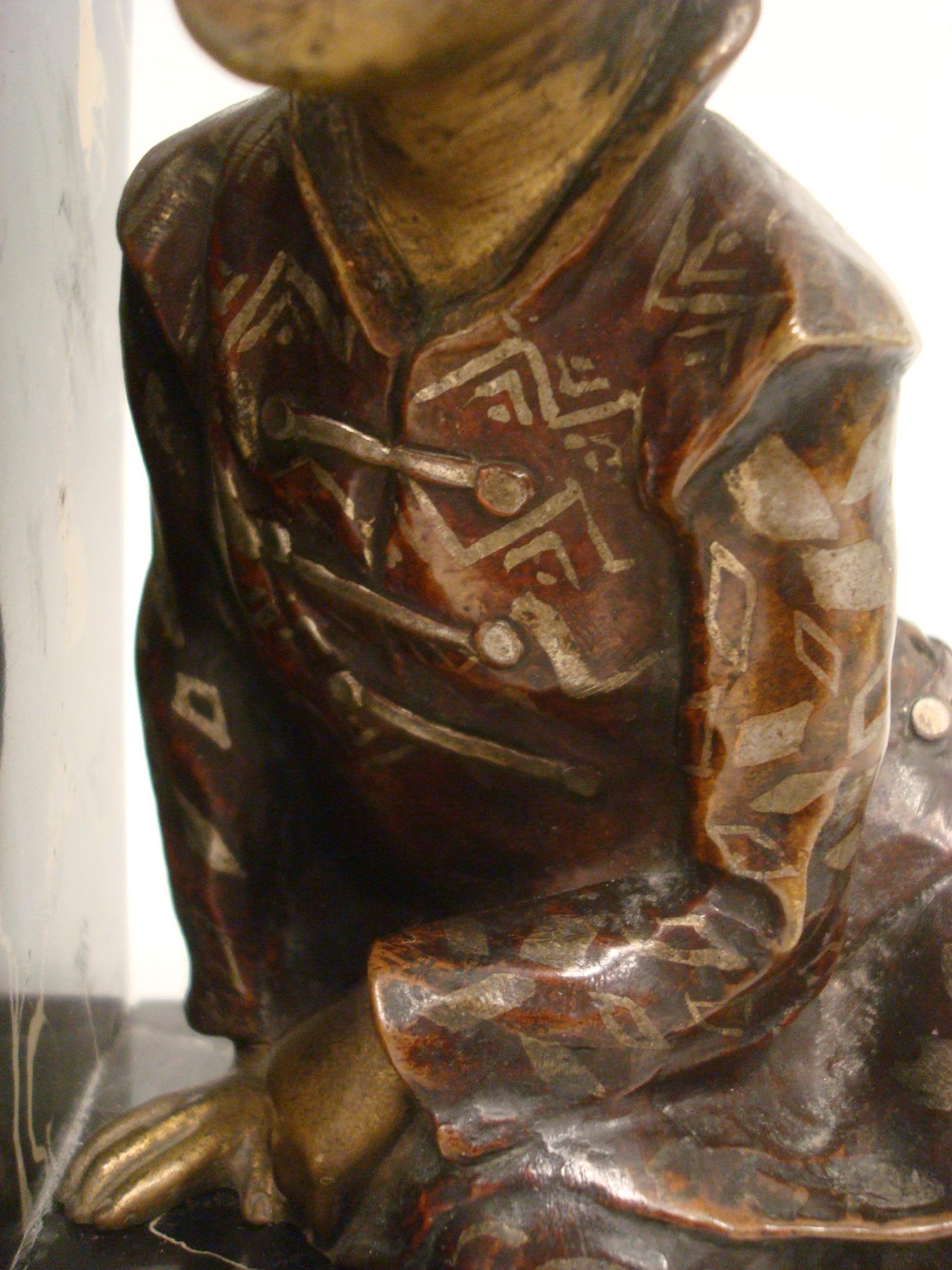 Fermalibri in bronzo Art Deco con bambini cinesi che giocano di M. White, Inghilterra, 1920 in vendita 2