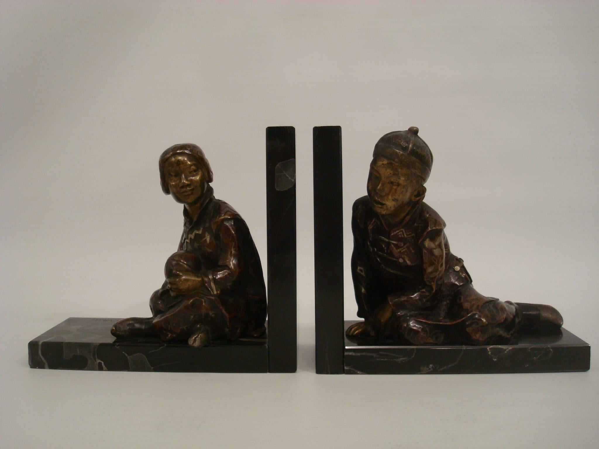Art Deco Bronze Bookends of Chinese Children Playing by M. White, England, 1920 For Sale 4