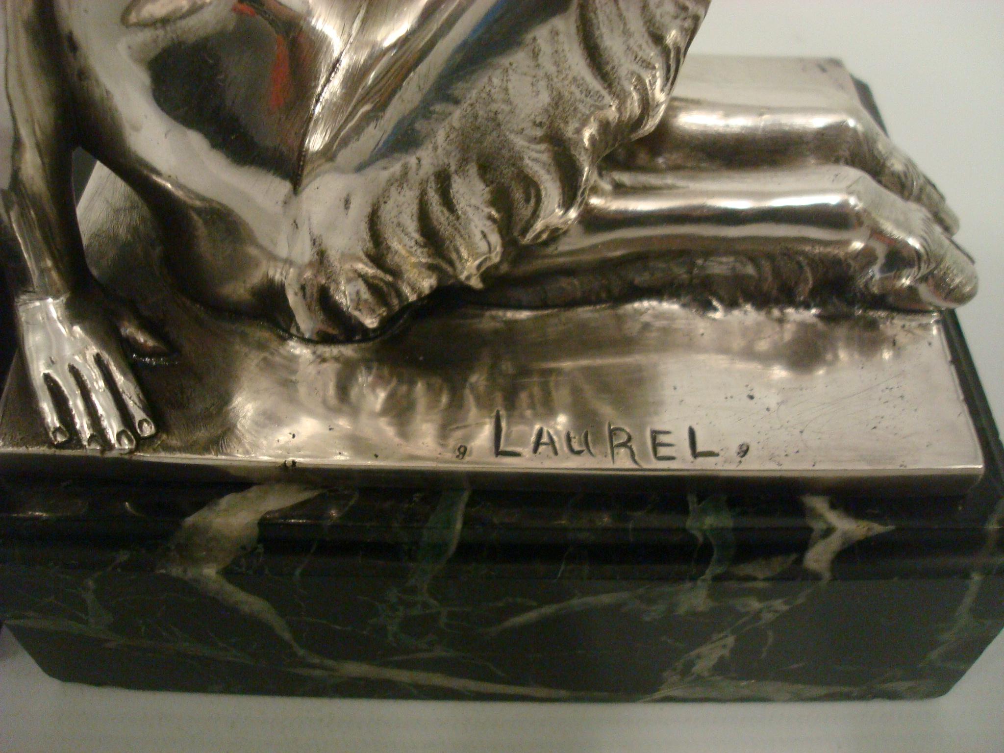 Français Serre-livres Art Déco en bronze argenté représentant un satyre et une fille par Pierre Laurel, 1930 en vente