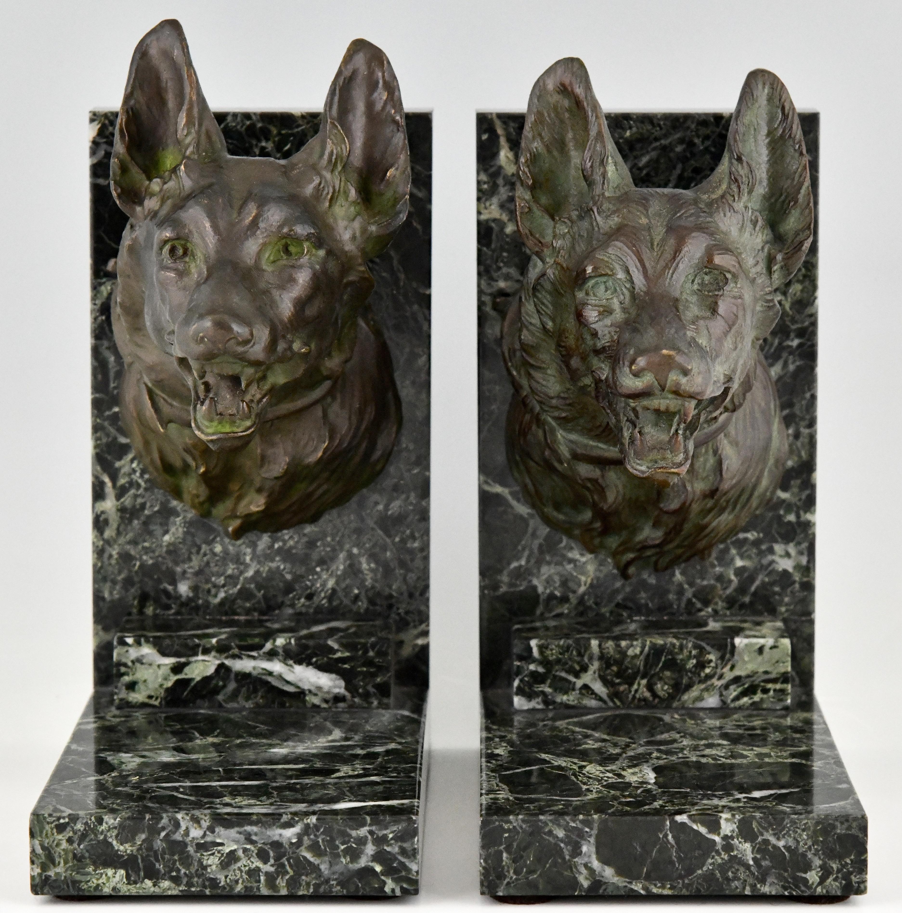 French Art Deco Bronze Bookends with Shepherd Dogs by Varnier, France, 1925