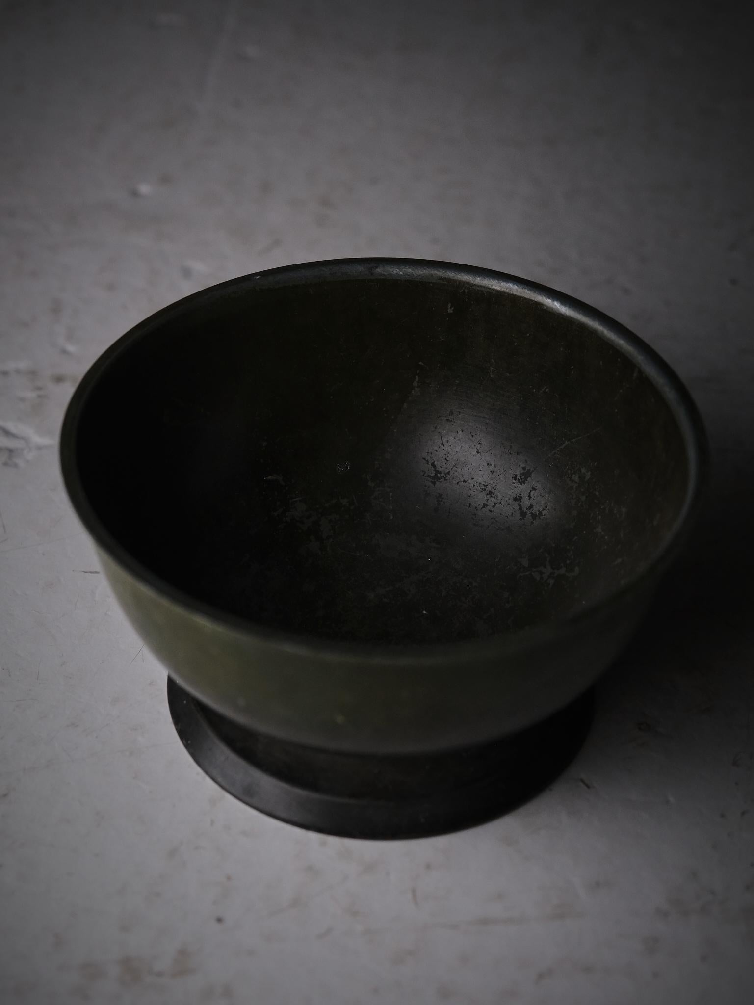 Svedese Ciotola Art déco in bronzo, Svezia, anni '30 in vendita