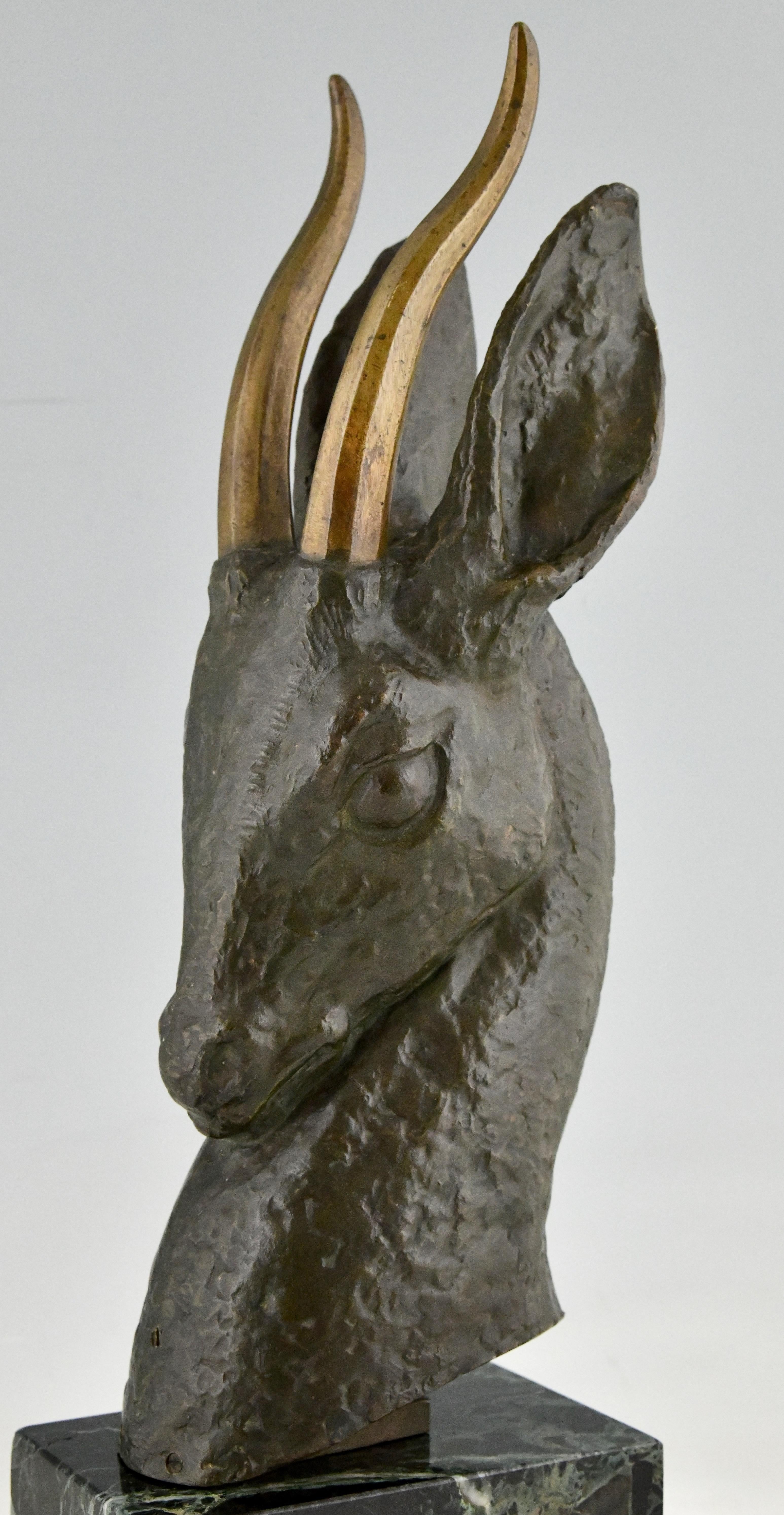 Art Deco Bronze Bust of a Deer by Georges Raoul Garreau, France, 1930 For Sale 6