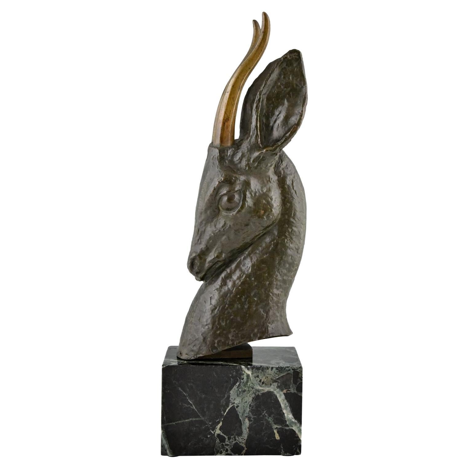 Art Deco Bronze Bust of a Deer by Georges Raoul Garreau, France, 1930 For Sale