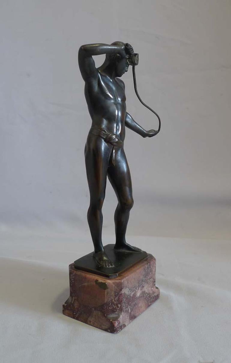 Art Deco bronze by Ludwif Eisenberger of man in a loin cloth with a rapier In Good Condition For Sale In London, GB