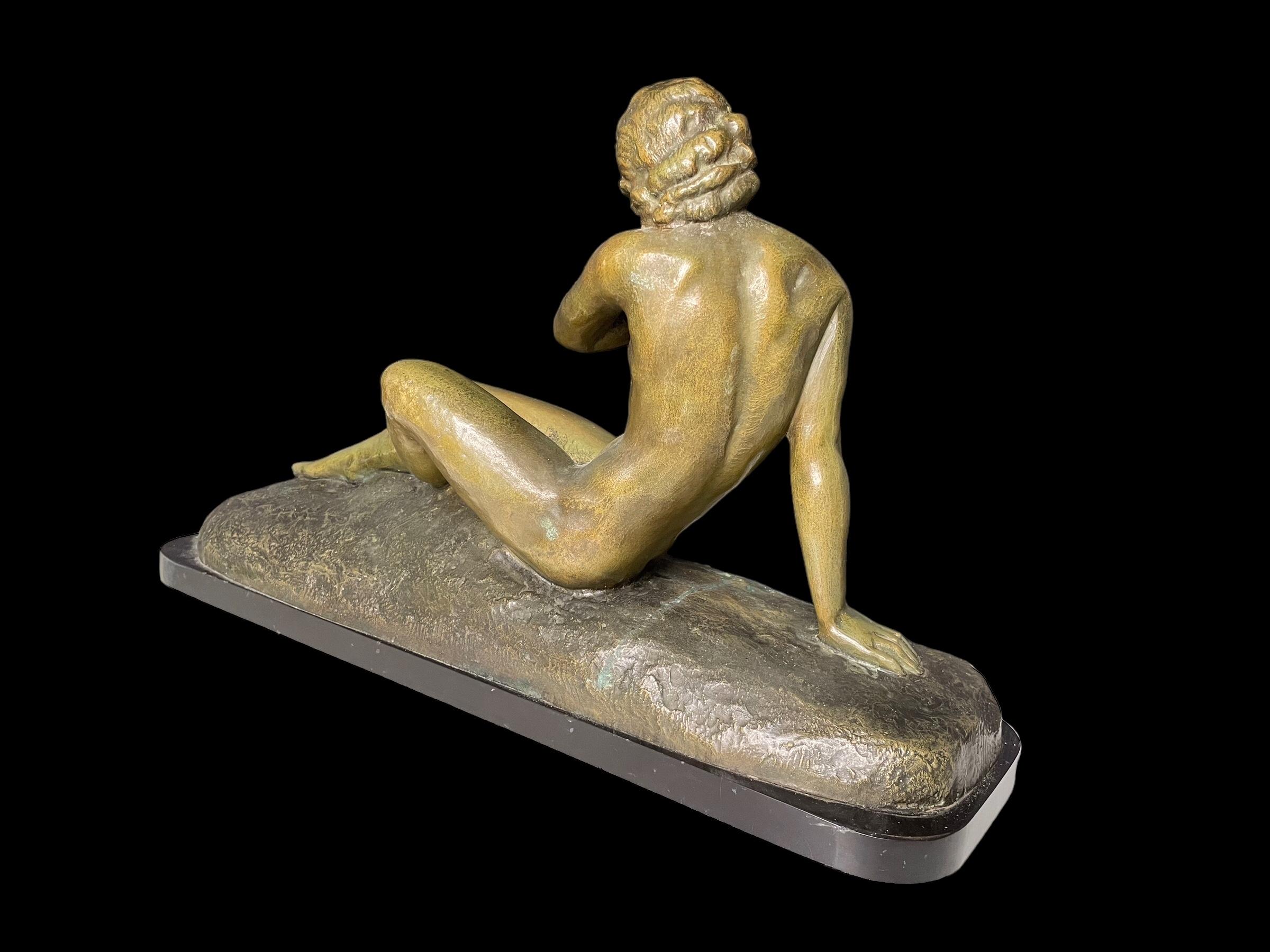A fine and large bronze in green patina, by the important Art Deco sculptor, Ugo Cipriani.
A great example of a beautiful, stylised classic reclining nude. Her posture, face, hands and feet all masterfully executed. The artist’s signature signed