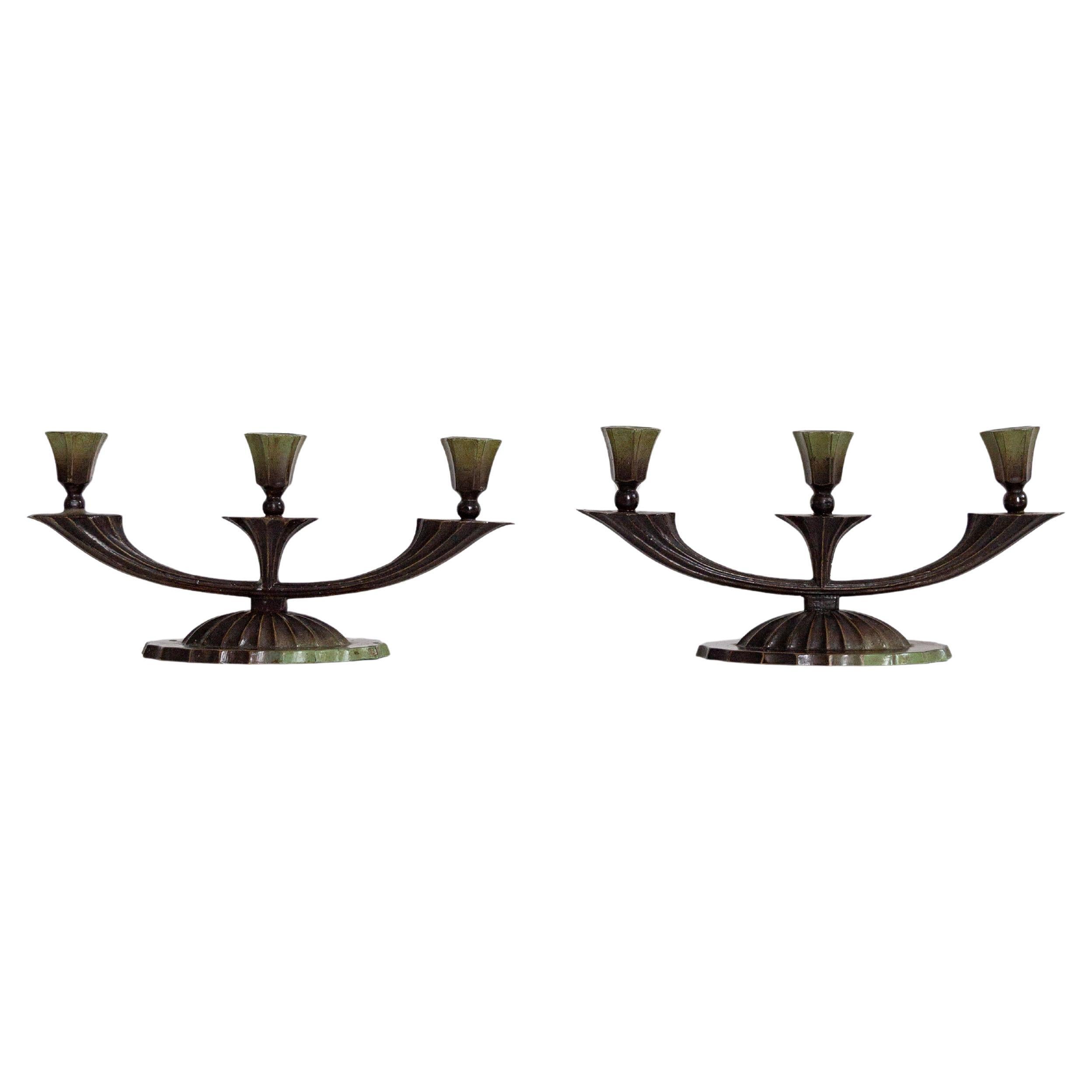 Art Deco Bronze Kandelaber / Kerzenständer Paar, Schwedische Grace-Ära, 1930er Jahre im Angebot
