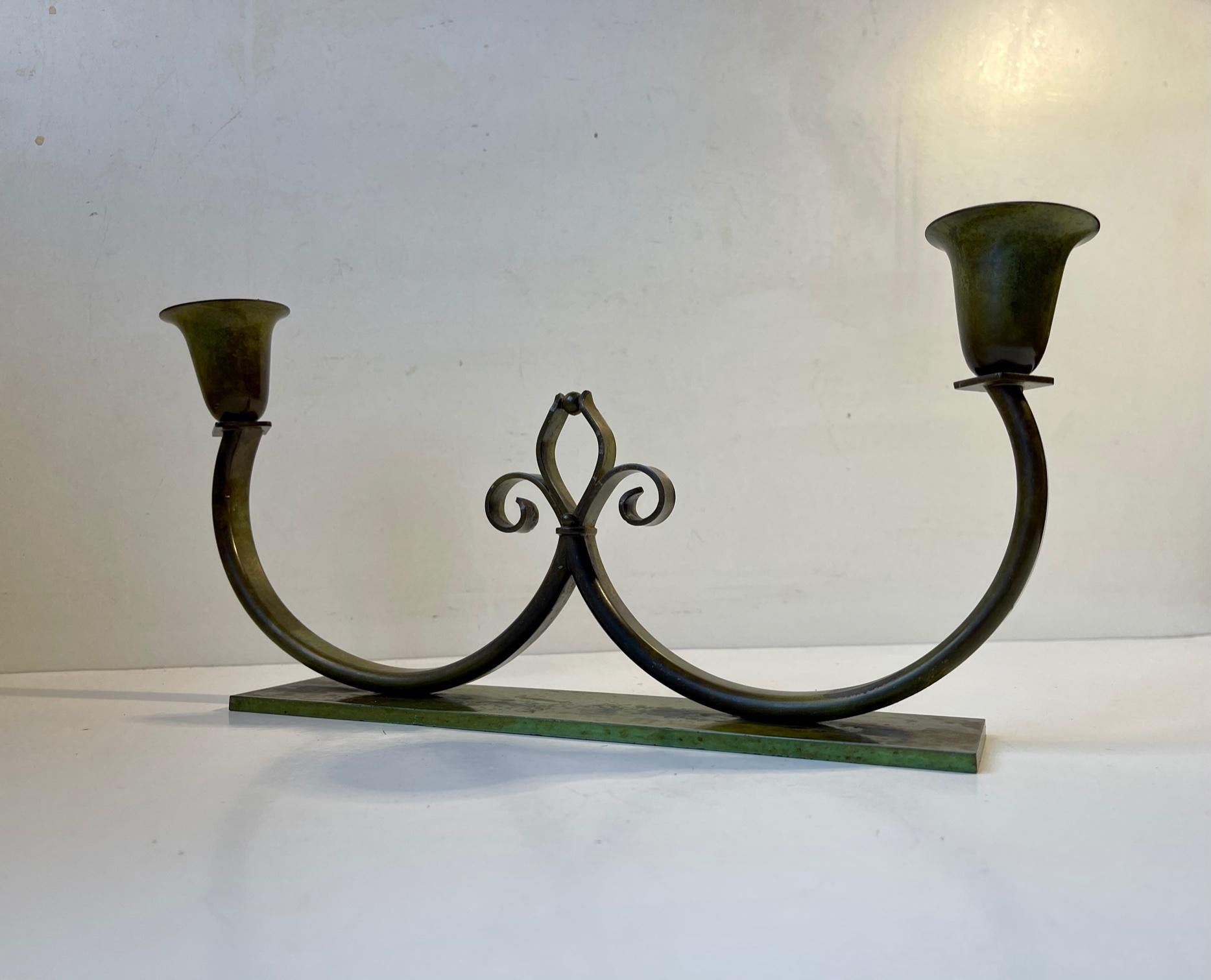 Bronzo Candelabro in bronzo Art Déco di Lyfa, anni '30 in vendita